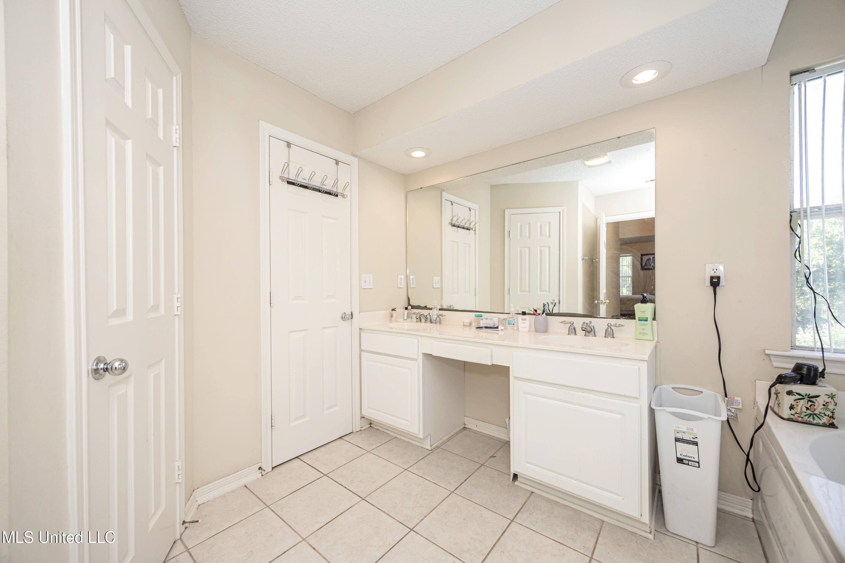 4608 Pinehaven Drive, Ocean Springs, Mississippi image 40
