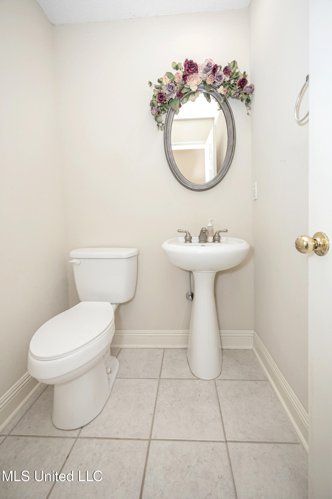 4608 Pinehaven Drive, Ocean Springs, Mississippi image 16
