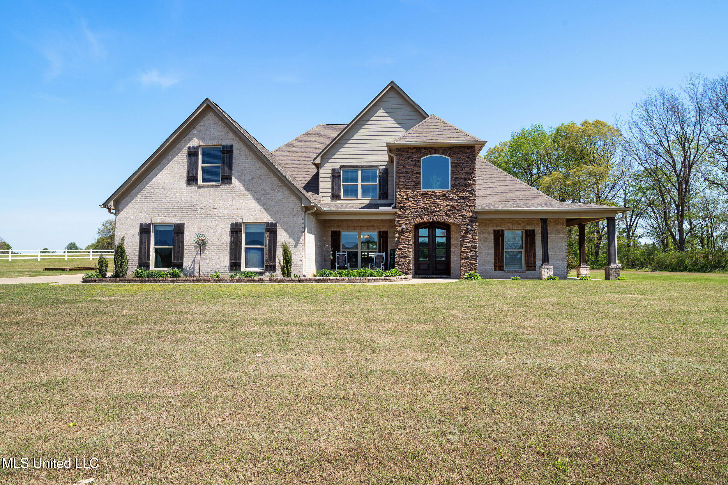 2850 Horn Lake Road, Hernando, Mississippi image 2