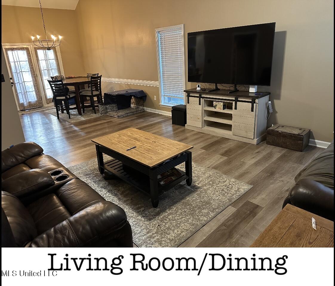 5881 Morganton Drive, Olive Branch, Mississippi image 3