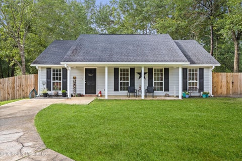 Homes For Sale - 19633 W Wortham Road<br/> Saucier, MS 39574