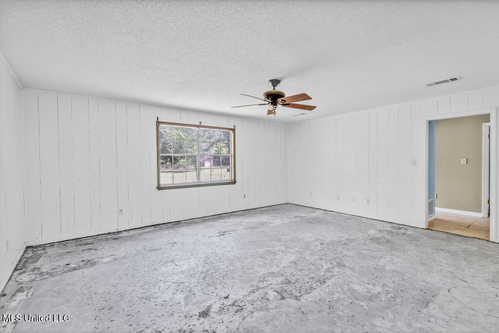 6236 Juniper Drive, Vancleave, Mississippi image 6