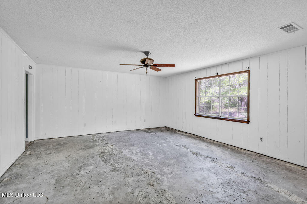 6236 Juniper Drive, Vancleave, Mississippi image 11