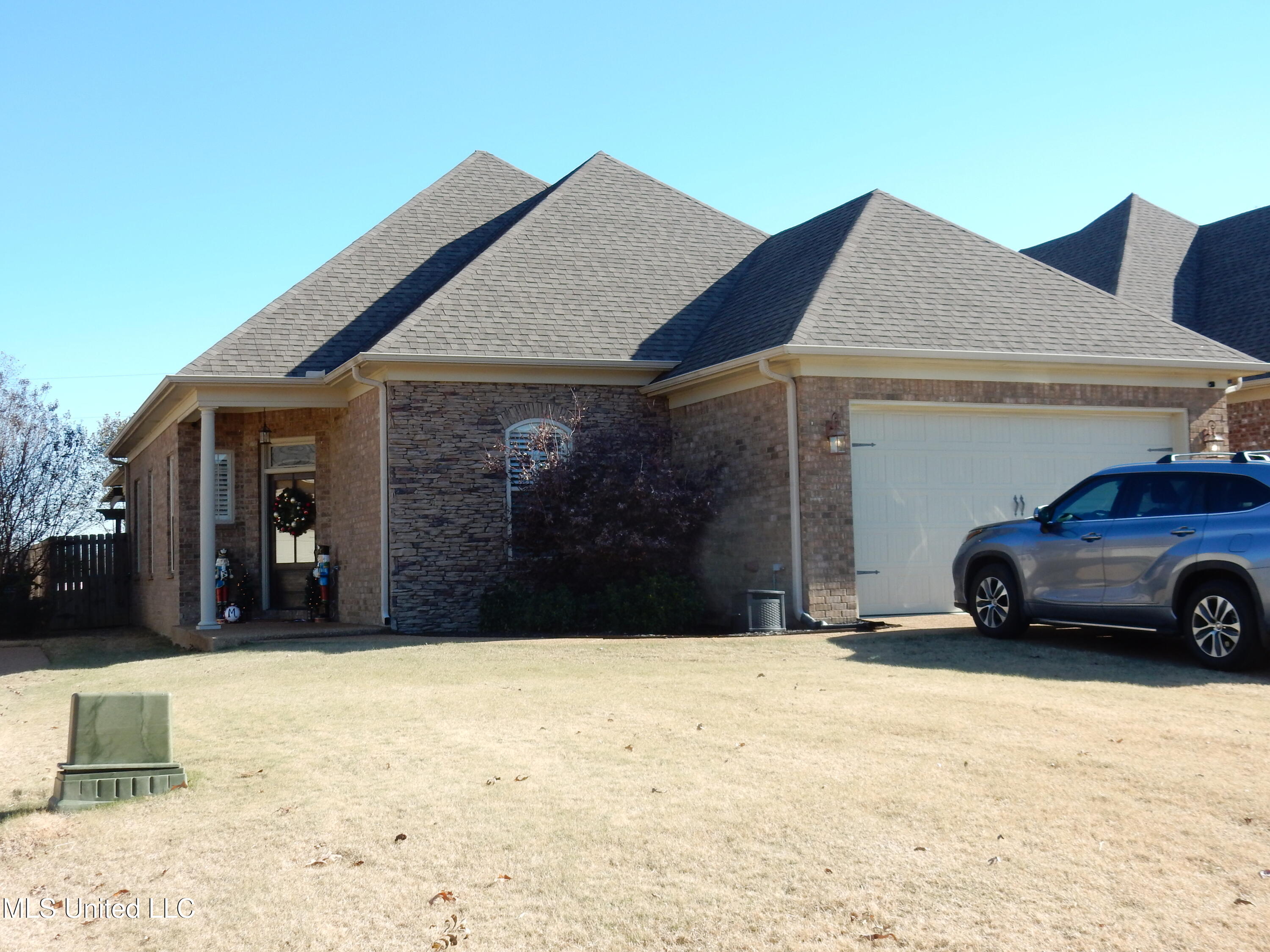 110 Claire Cove, Senatobia, Mississippi image 2