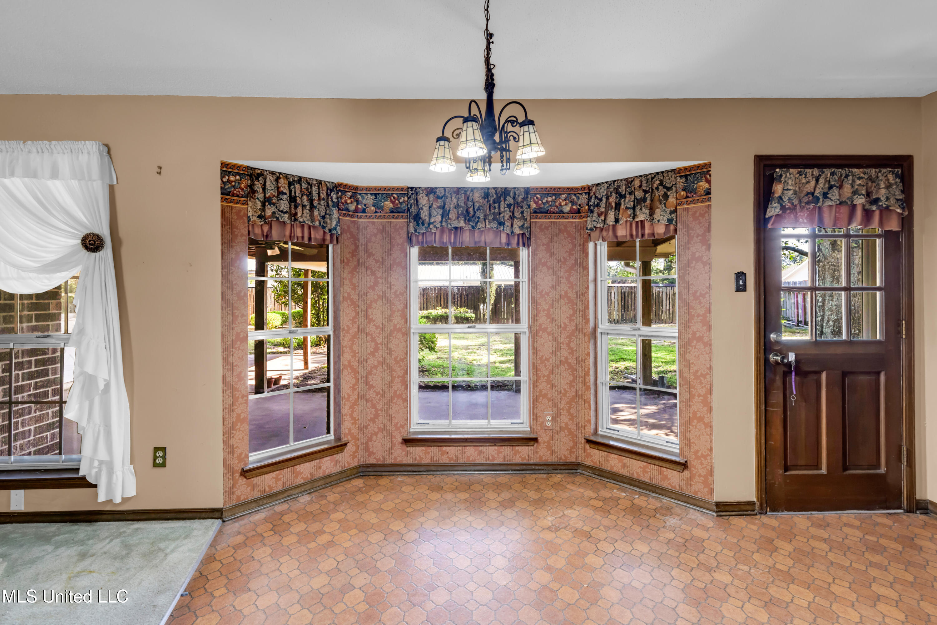 2181 George Walton Drive, Biloxi, Mississippi image 12