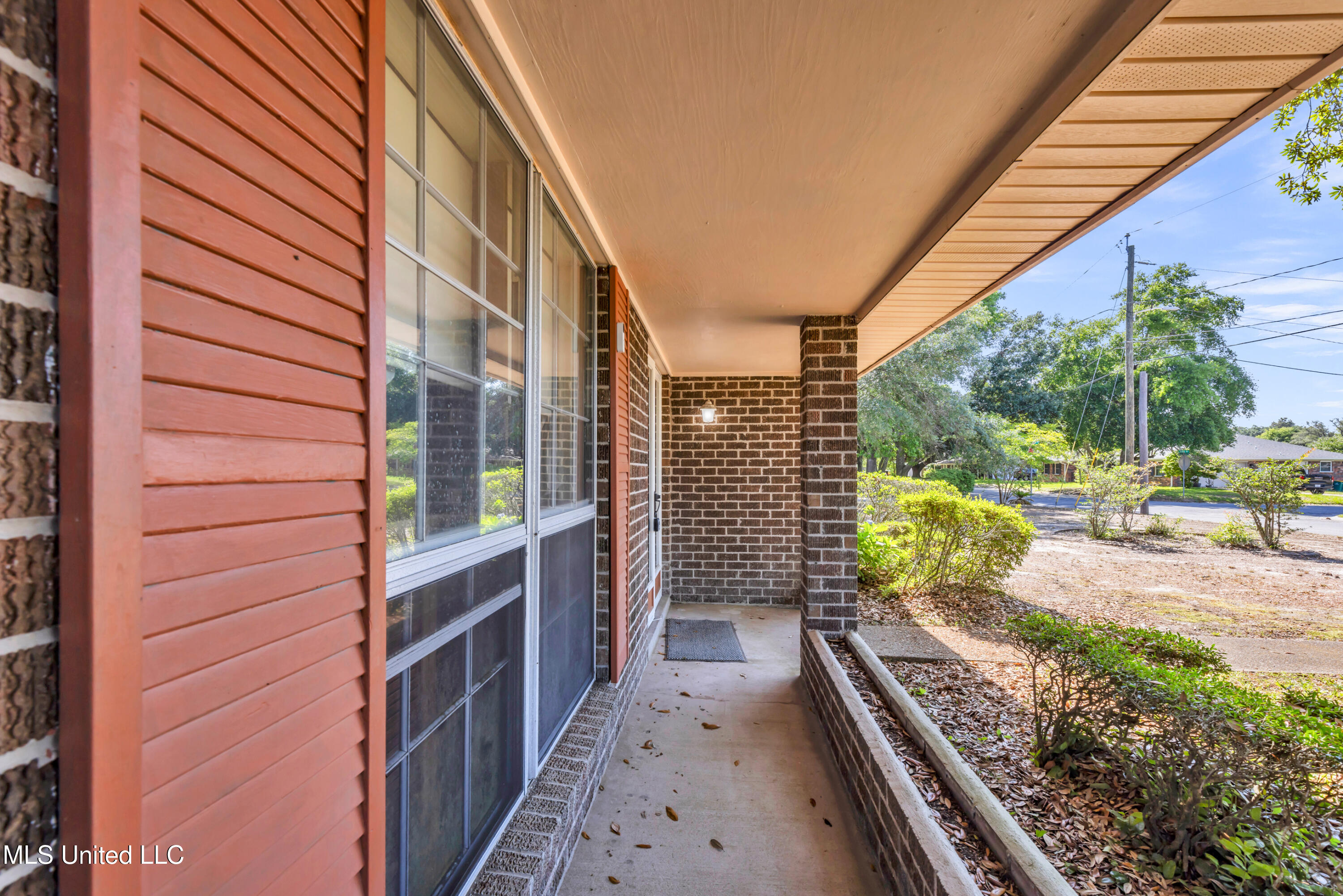 2181 George Walton Drive, Biloxi, Mississippi image 5