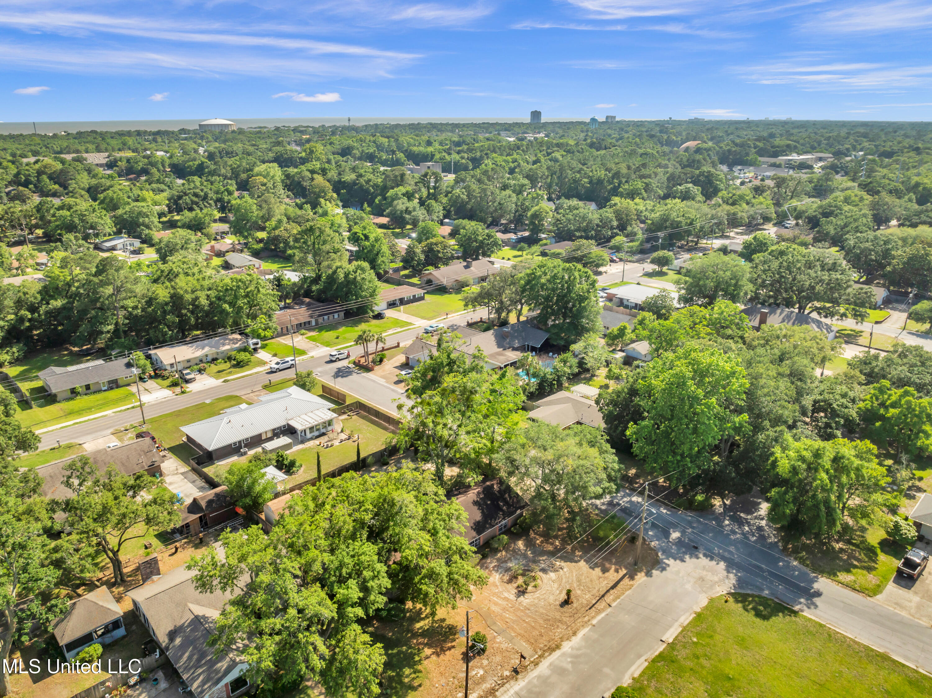 2181 George Walton Drive, Biloxi, Mississippi image 31