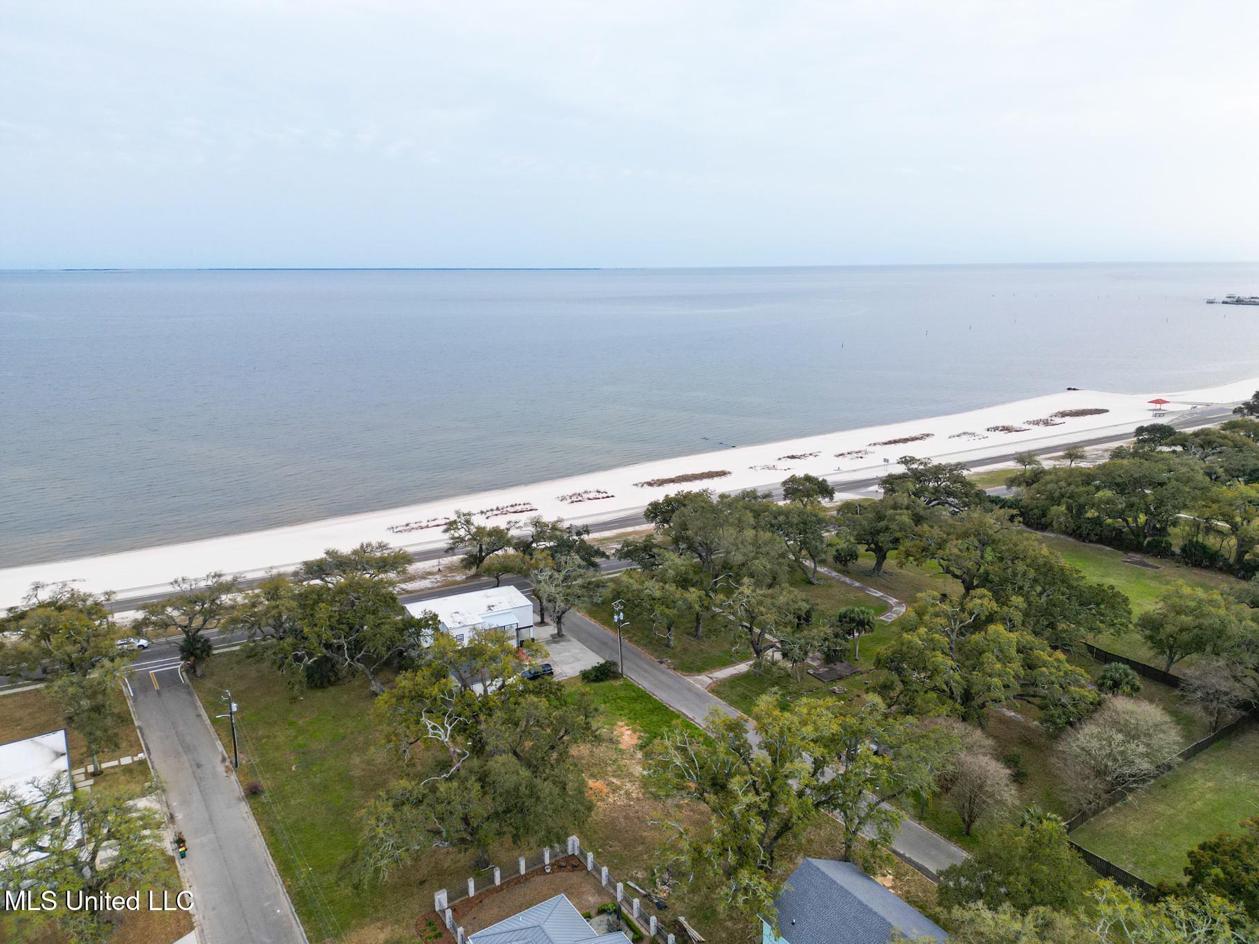 103 E Azalea Drive, Long Beach, Mississippi image 8