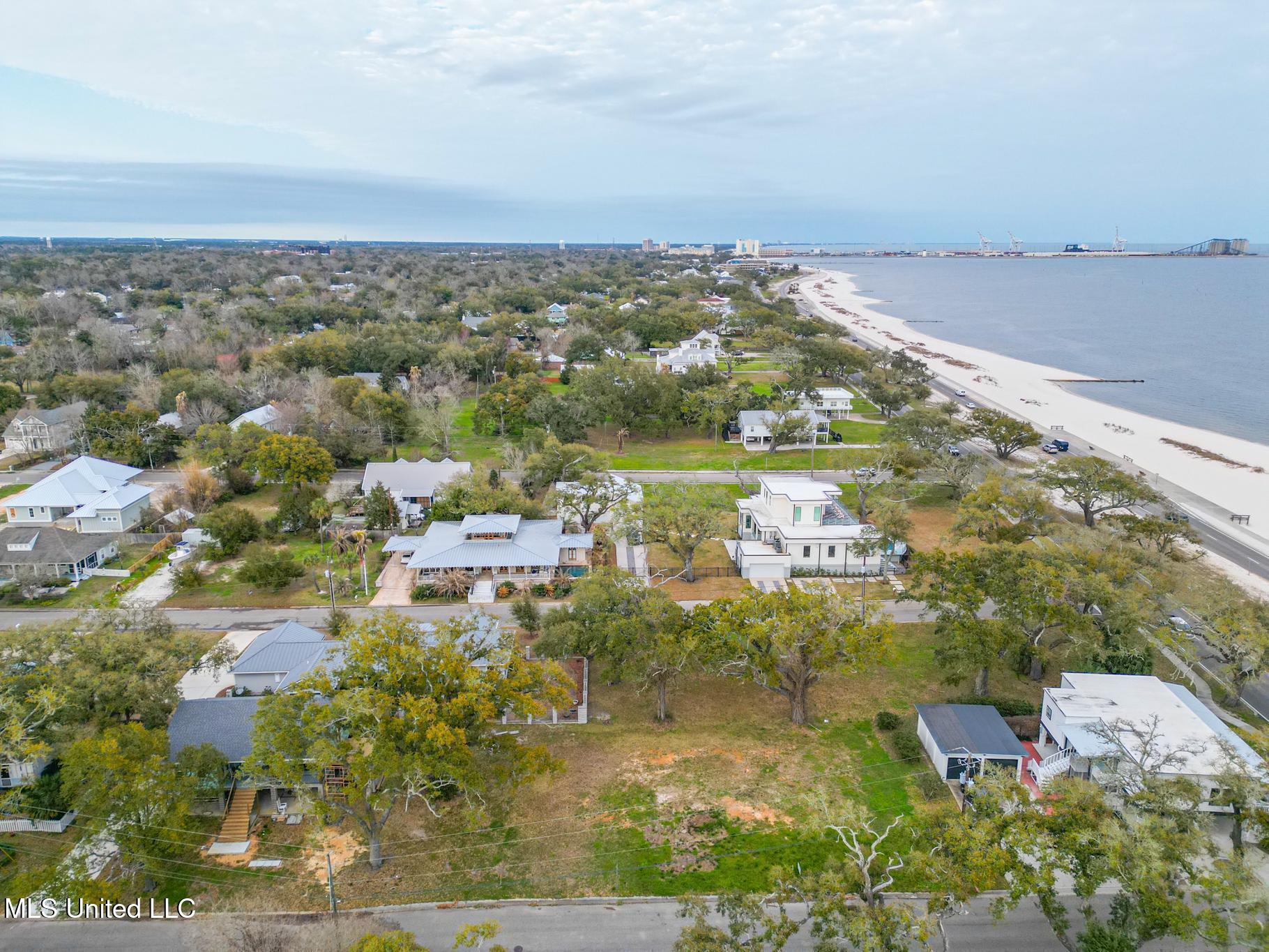 103 E Azalea Drive, Long Beach, Mississippi image 6