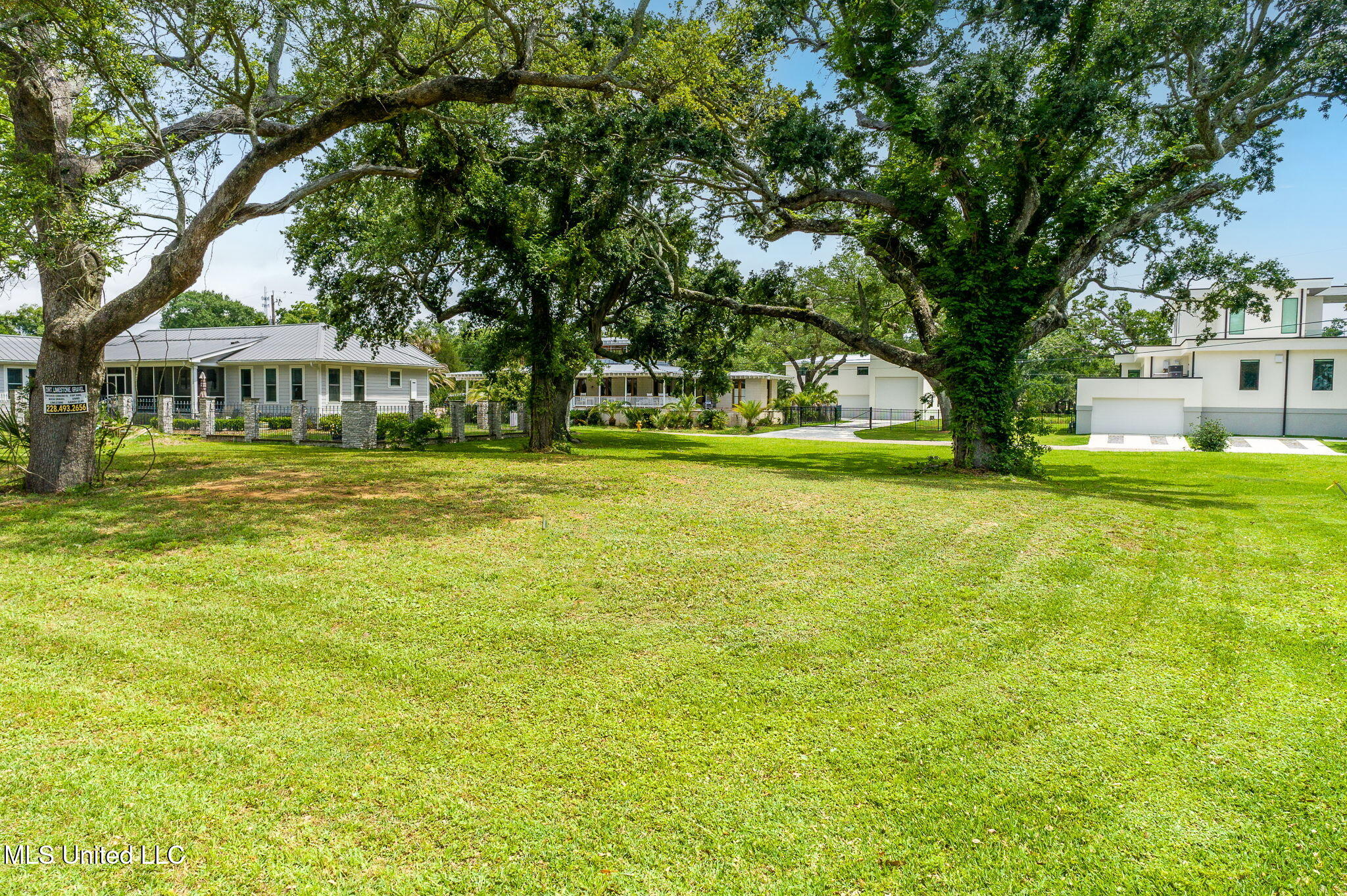 103 E Azalea Drive, Long Beach, Mississippi image 4
