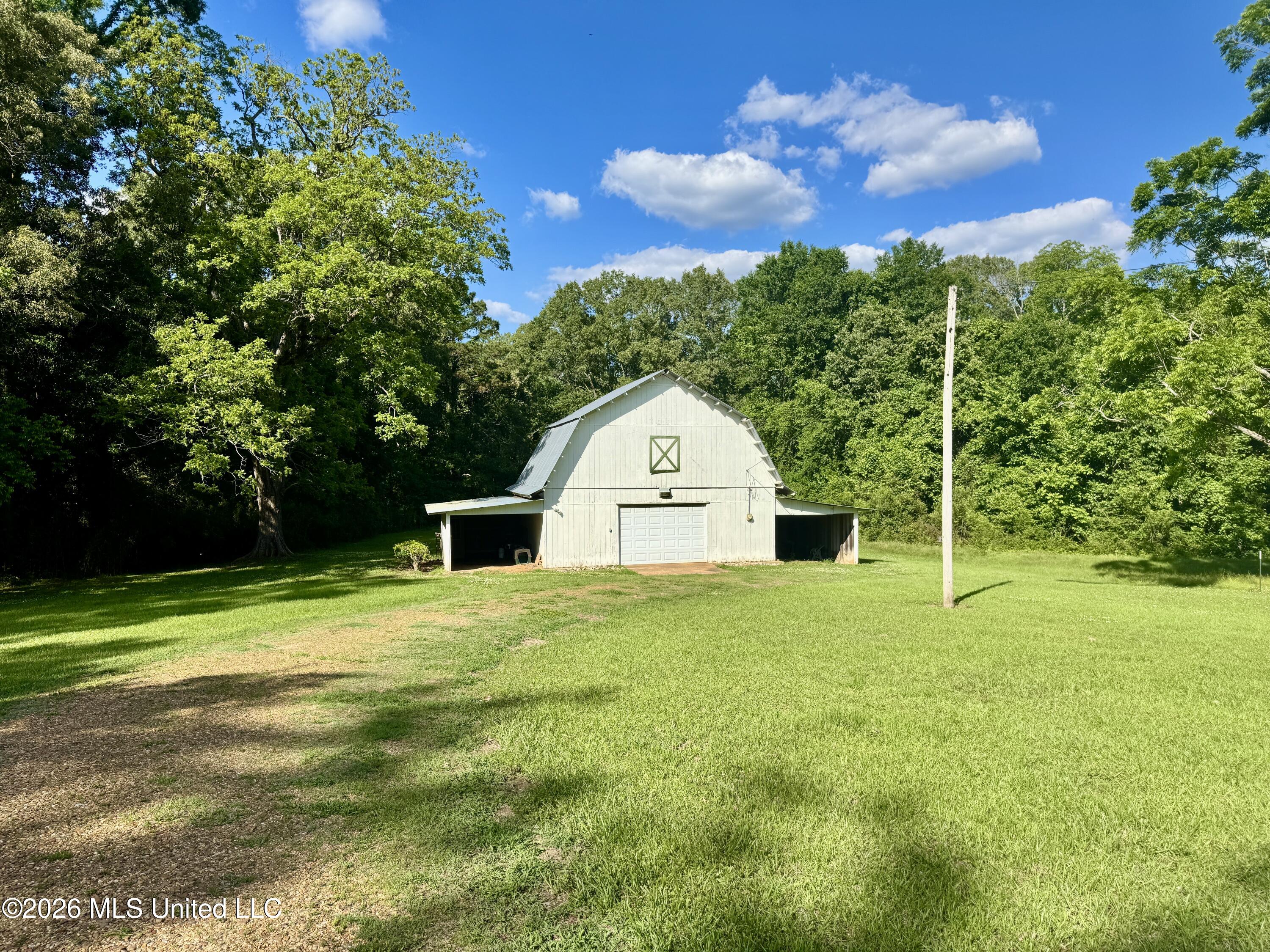 11 Pond Meadow Road