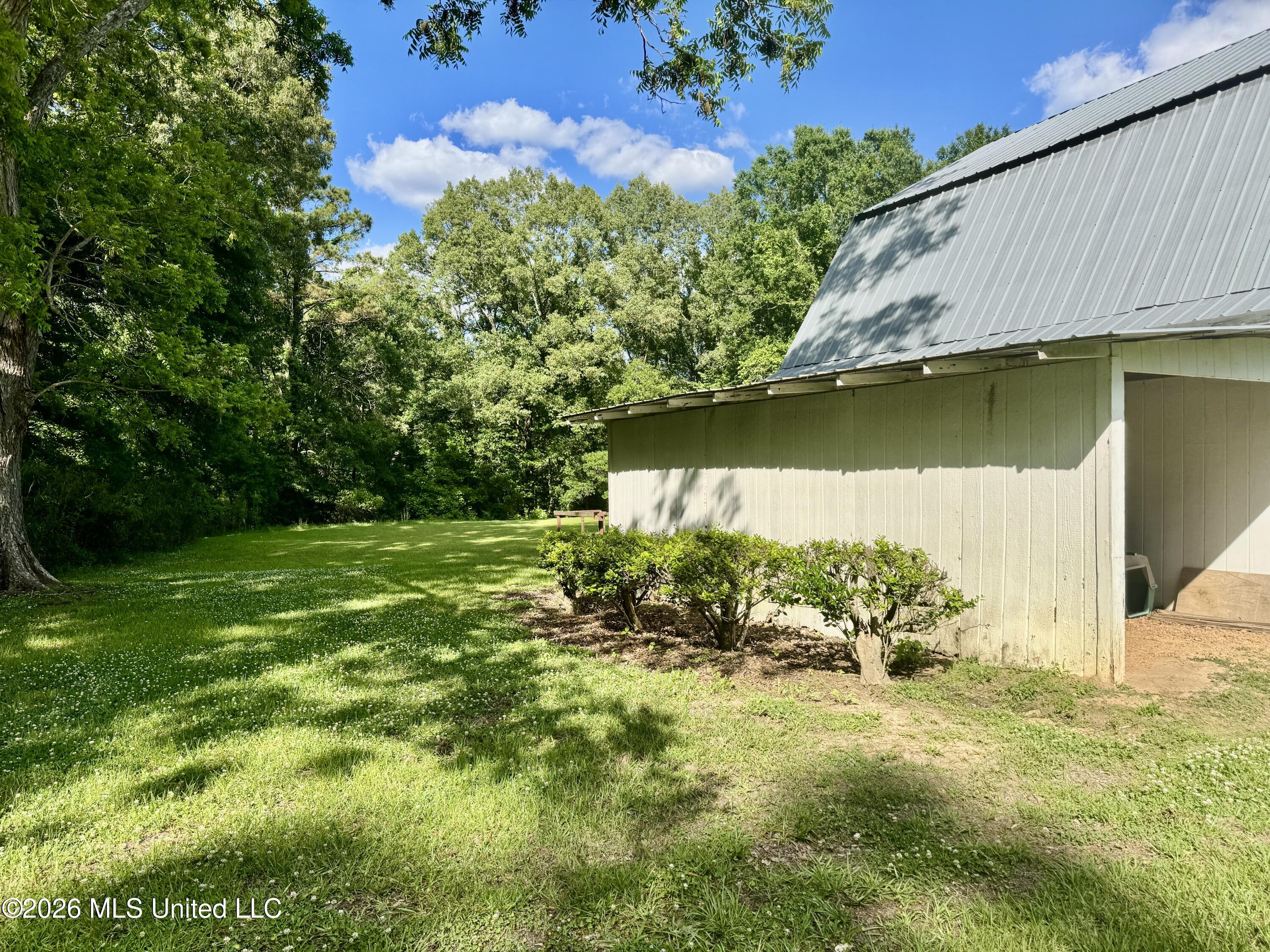 11 Pond Meadow Road