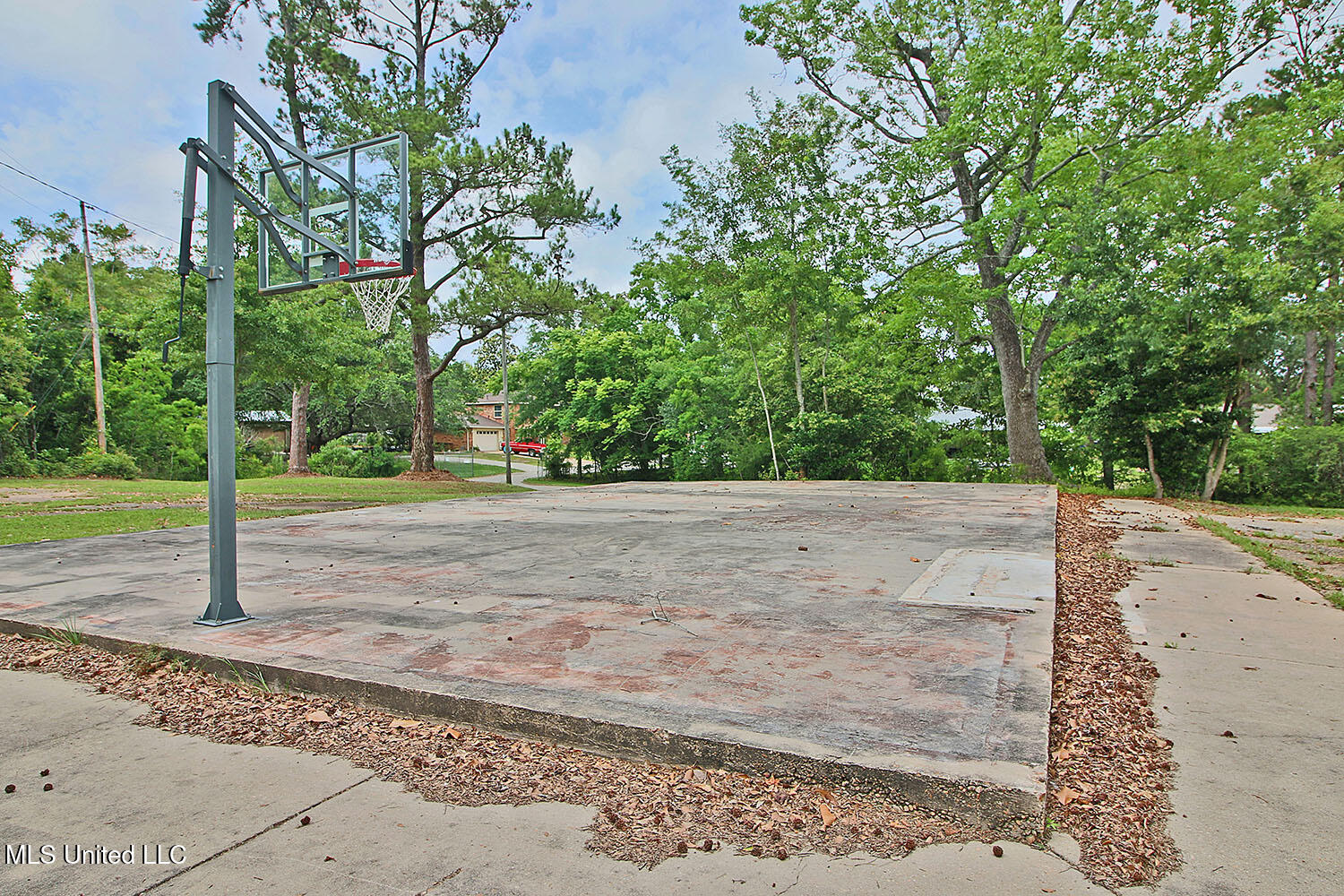 719 Holly Hills Drive, Biloxi, Mississippi image 31