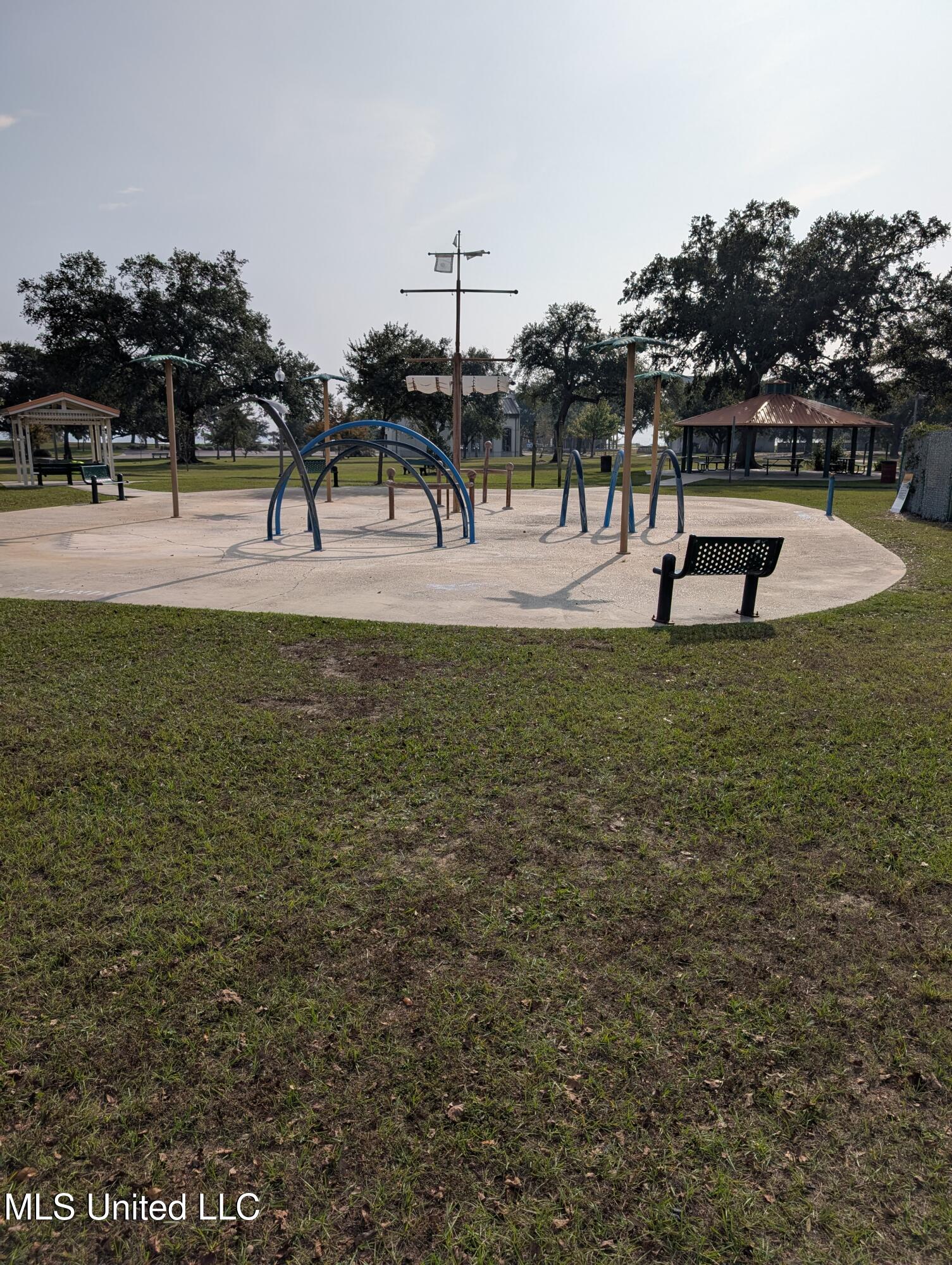 Central Street, Gulfport, Mississippi image 9