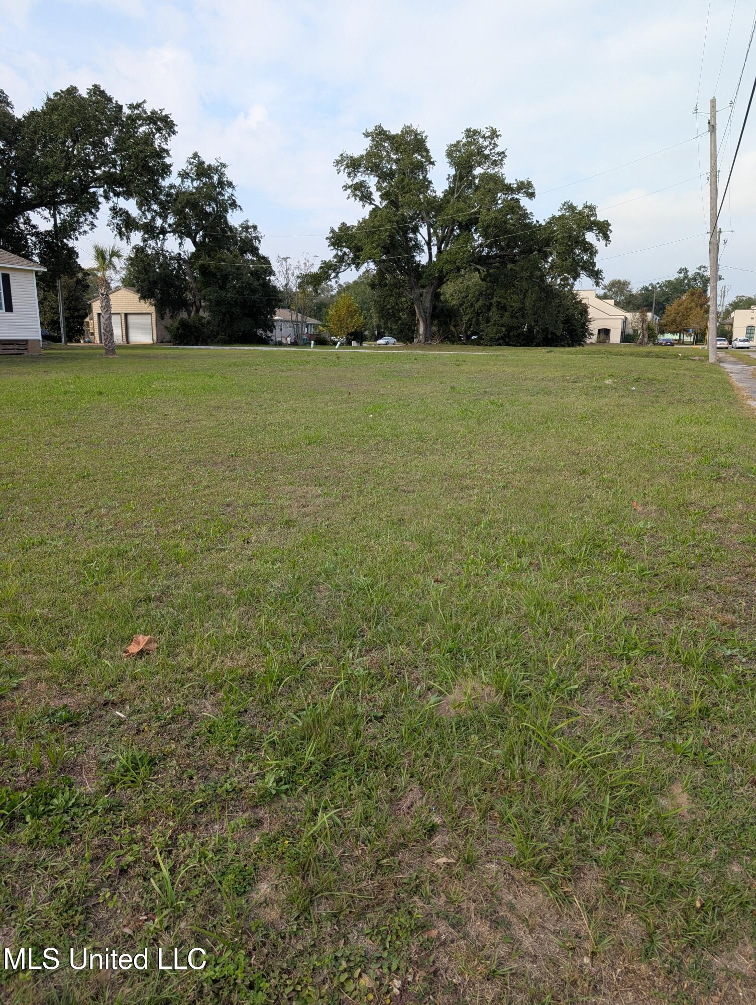 Central Street, Gulfport, Mississippi image 2