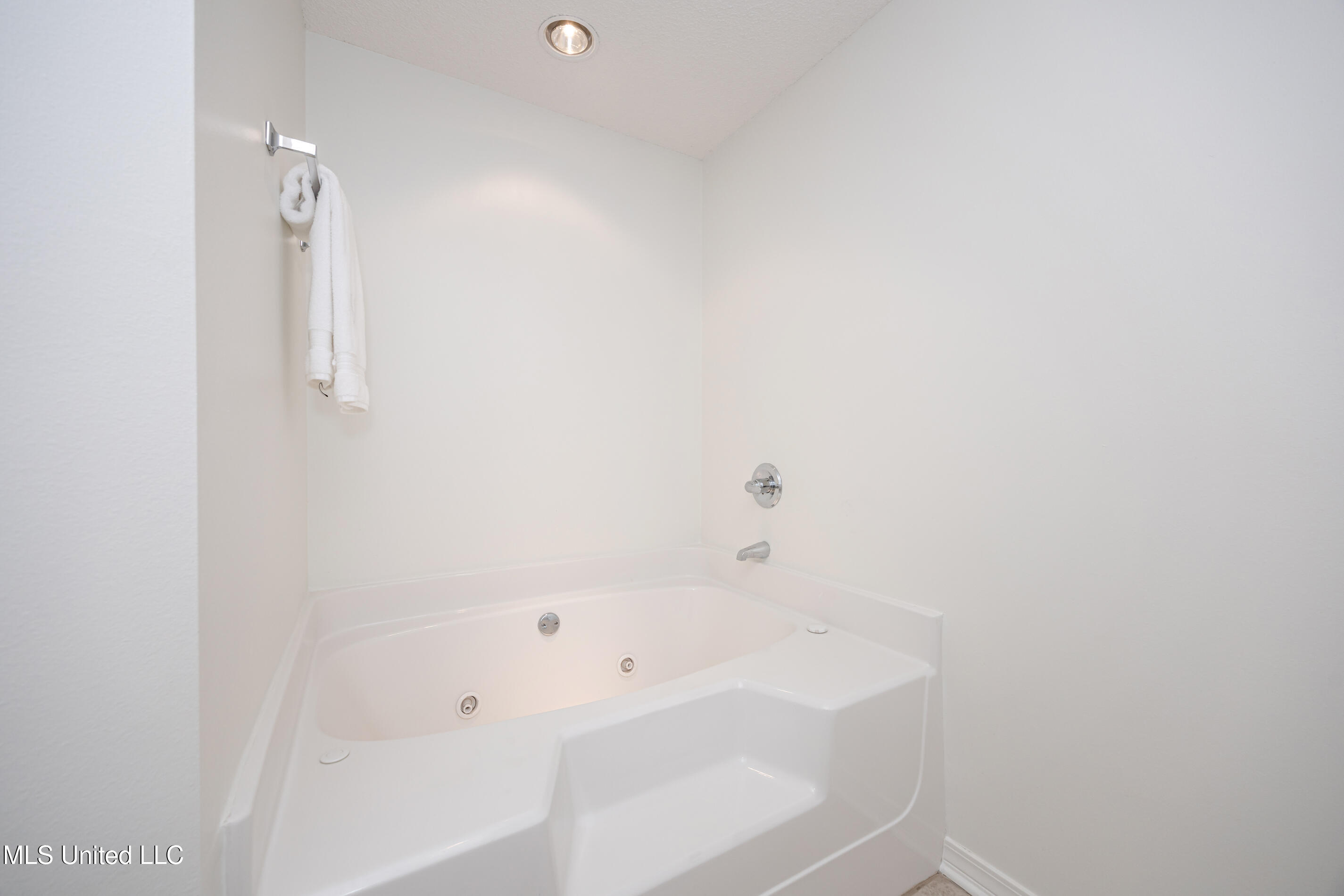 3122 Shadow Wood Drive, Ocean Springs, Mississippi image 41