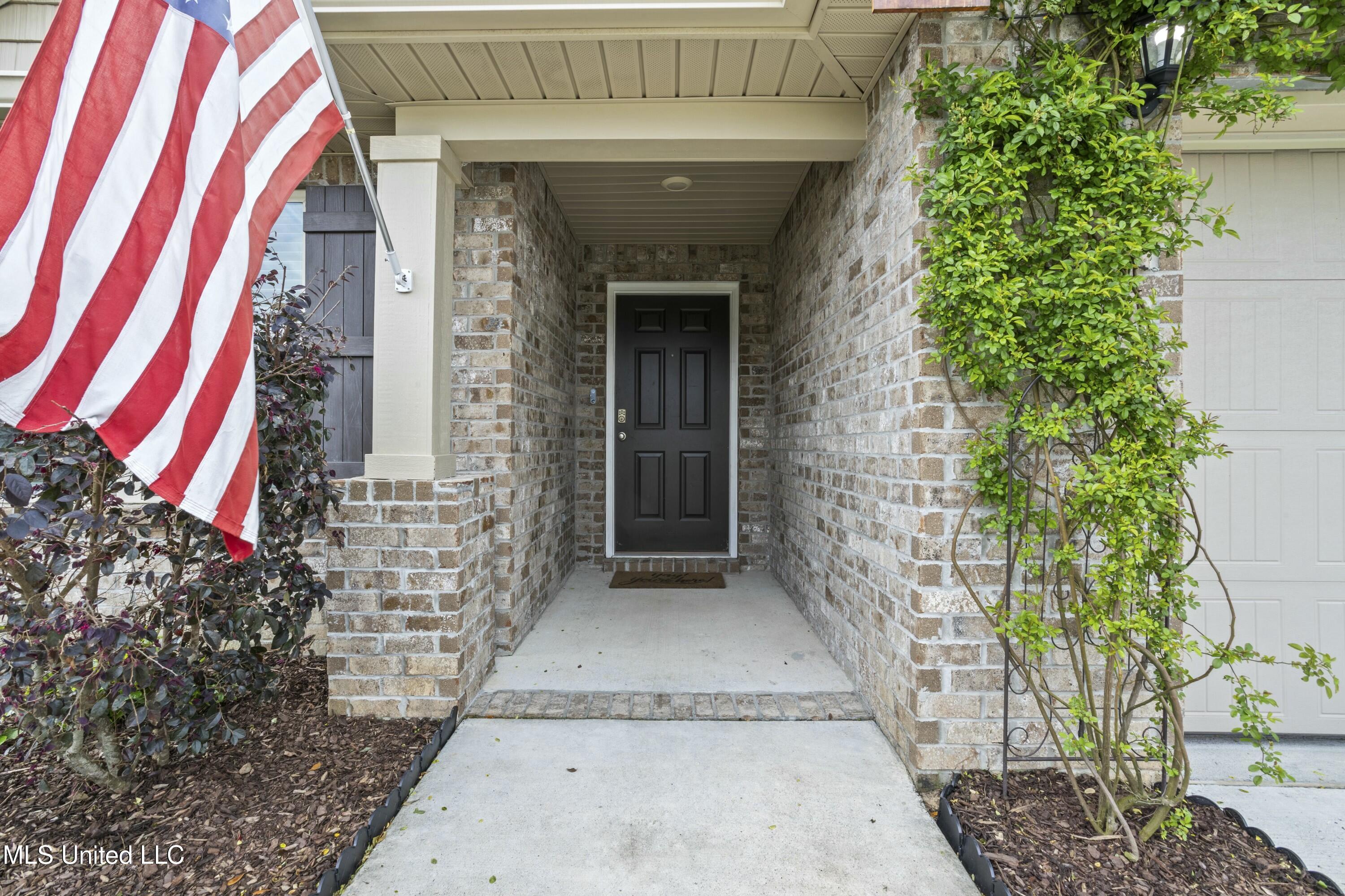 141 Rosie Drive, Long Beach, Mississippi image 3