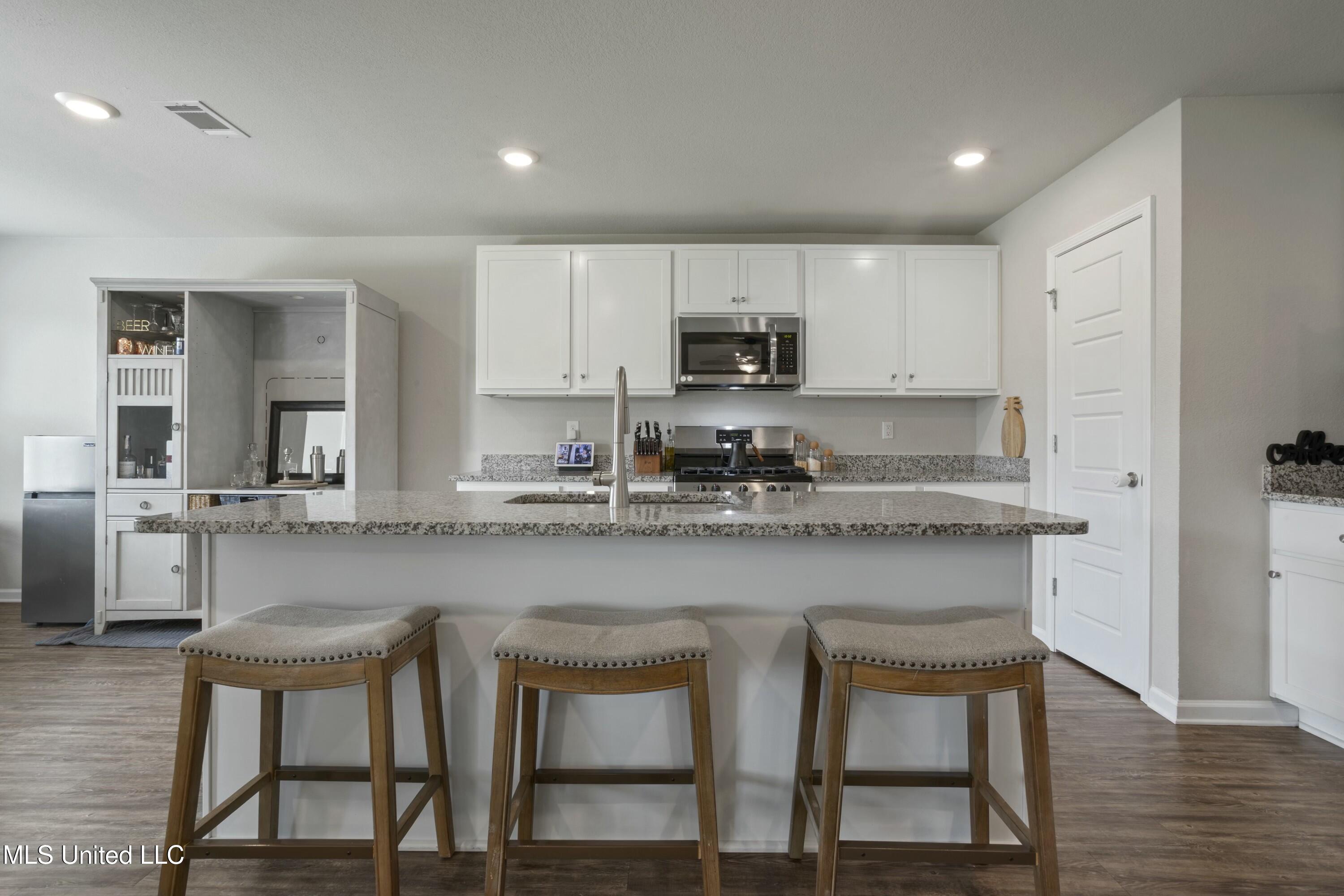 141 Rosie Drive, Long Beach, Mississippi image 11
