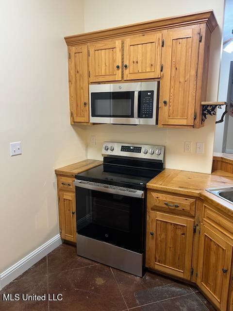 504 Taylor Trail Trail, Waveland, Mississippi image 8