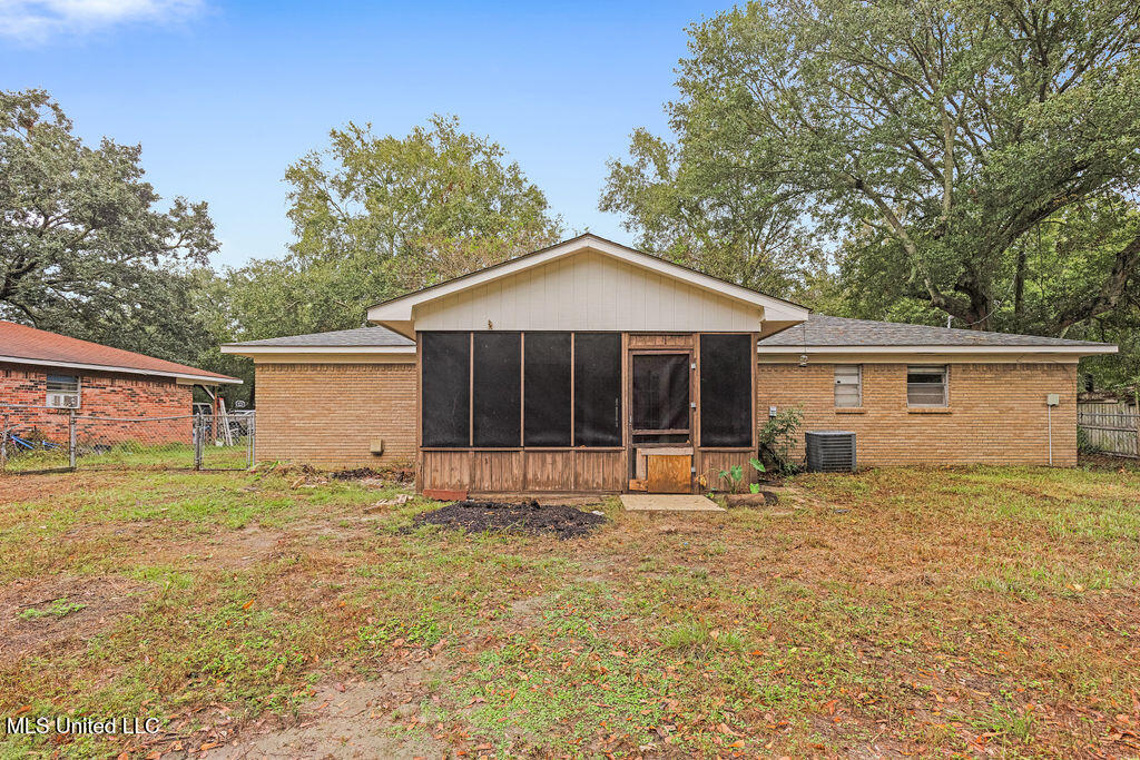 604 Spanish Acres Drive, Bay Saint Louis, Mississippi image 28