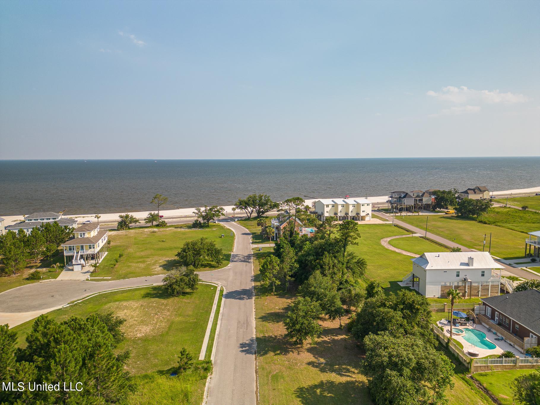 105 Sea Oaks Boulevard, Long Beach, Mississippi image 9