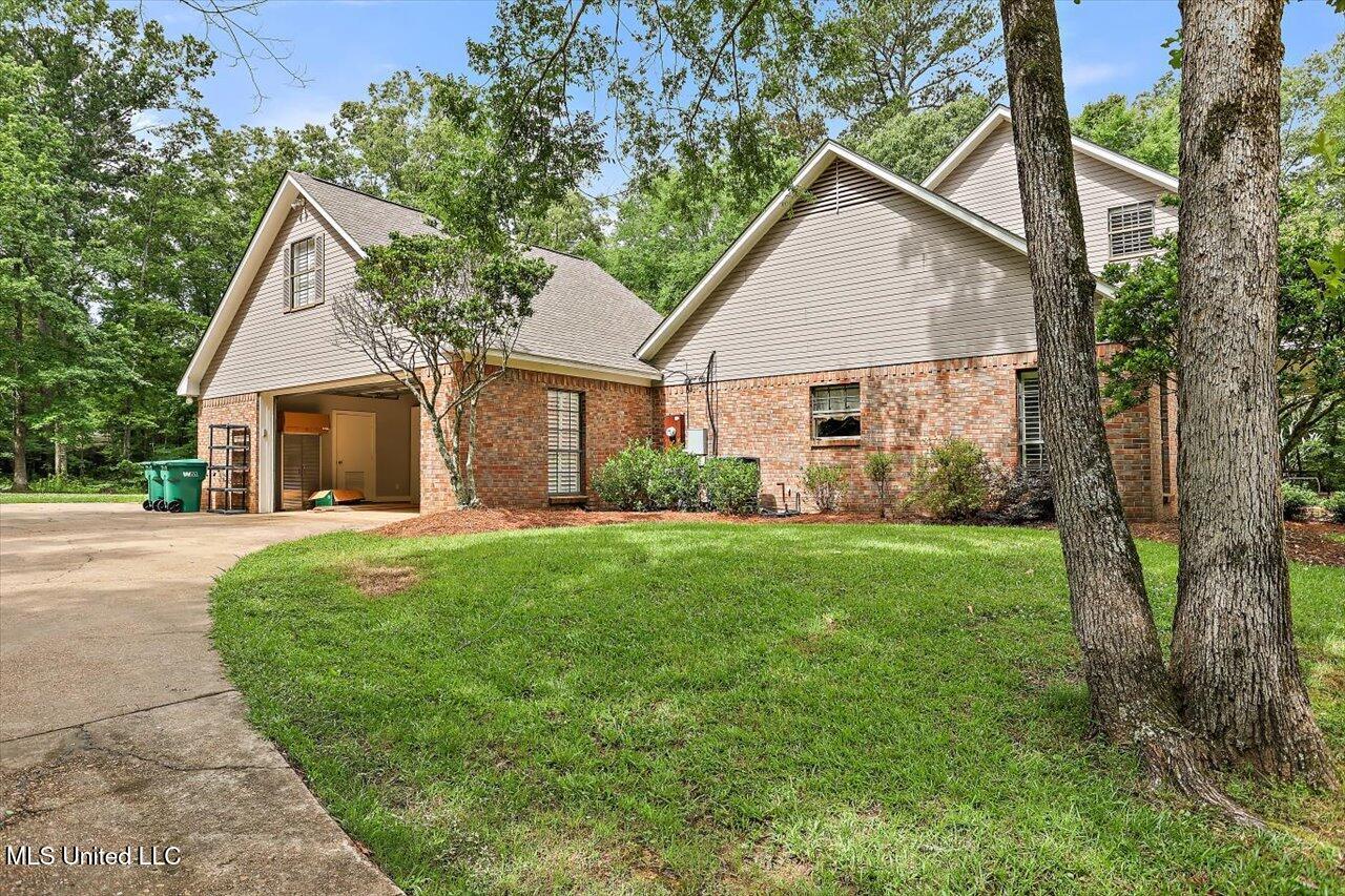 1507 W Flowers Road, Terry, Mississippi image 4