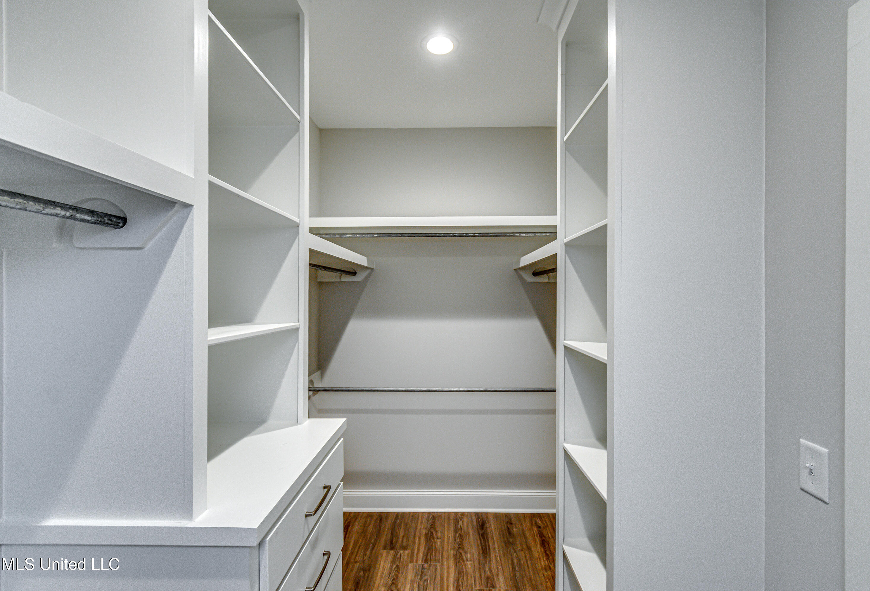 Canton, Mississippi 39046, United States, 3 Bedrooms Bedrooms, ,2 BathroomsBathrooms,Residential,Active,188610