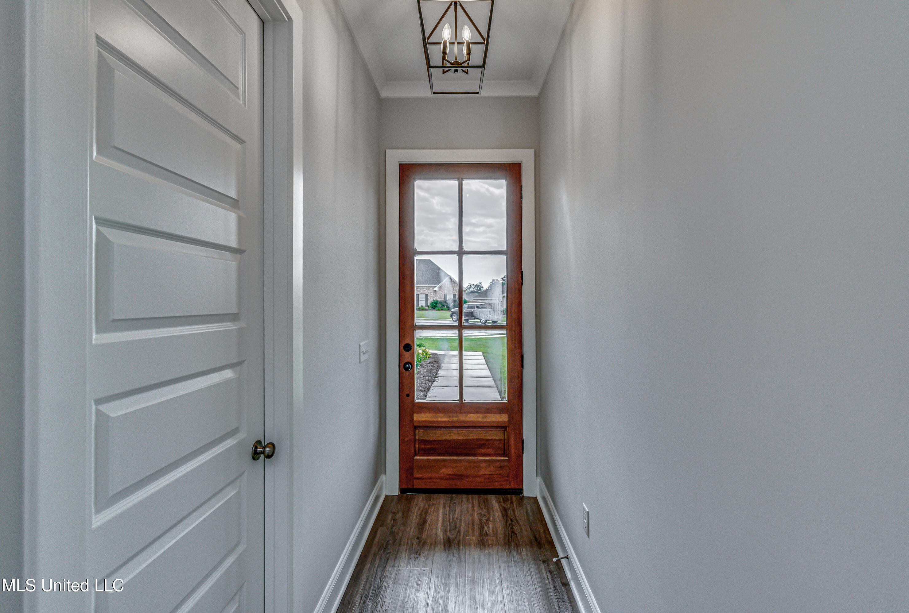 Canton, Mississippi 39046, United States, 3 Bedrooms Bedrooms, ,2 BathroomsBathrooms,Residential,Active,188610