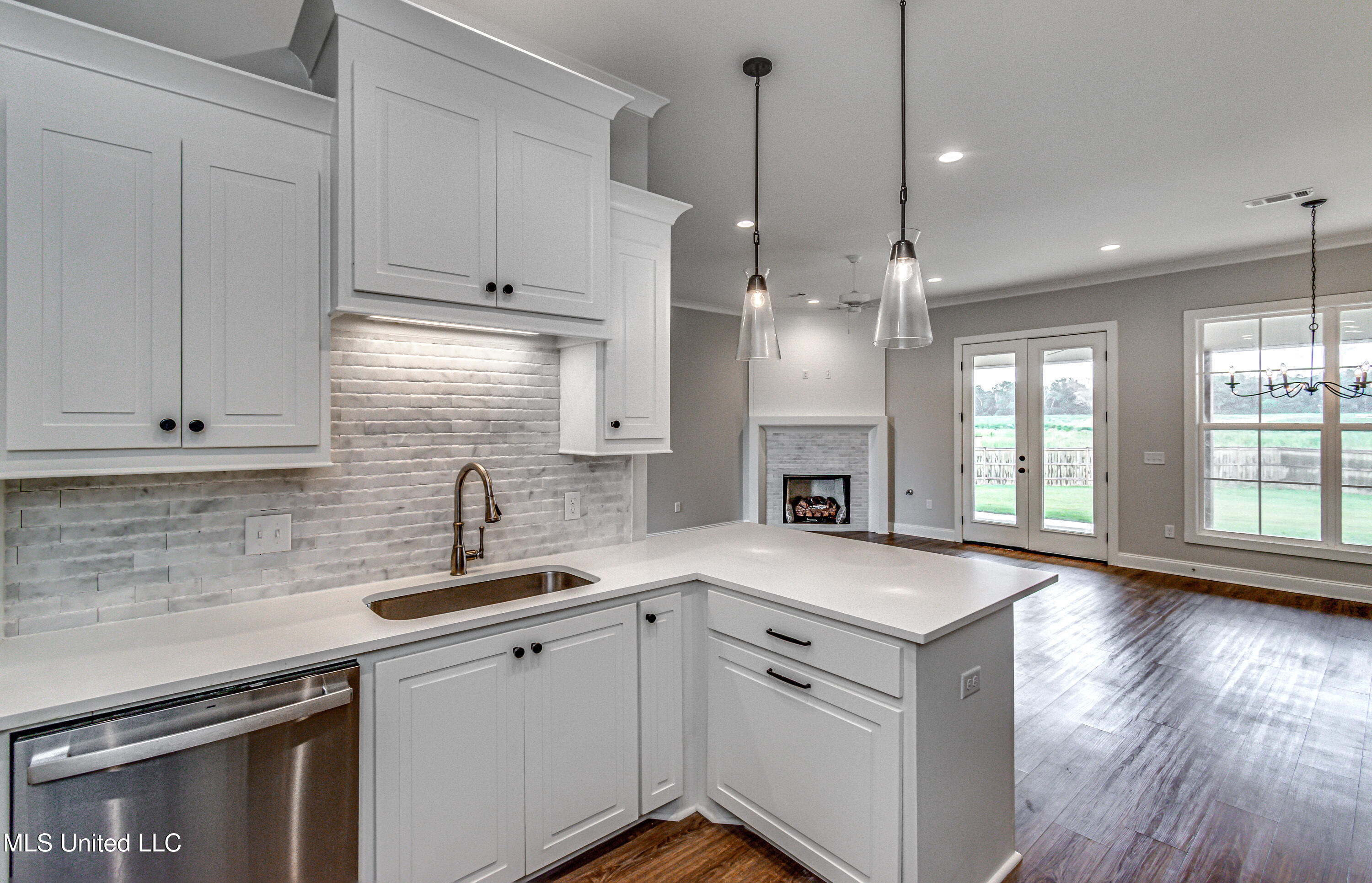 Canton, Mississippi 39046, United States, 3 Bedrooms Bedrooms, ,2 BathroomsBathrooms,Residential,Active,188610