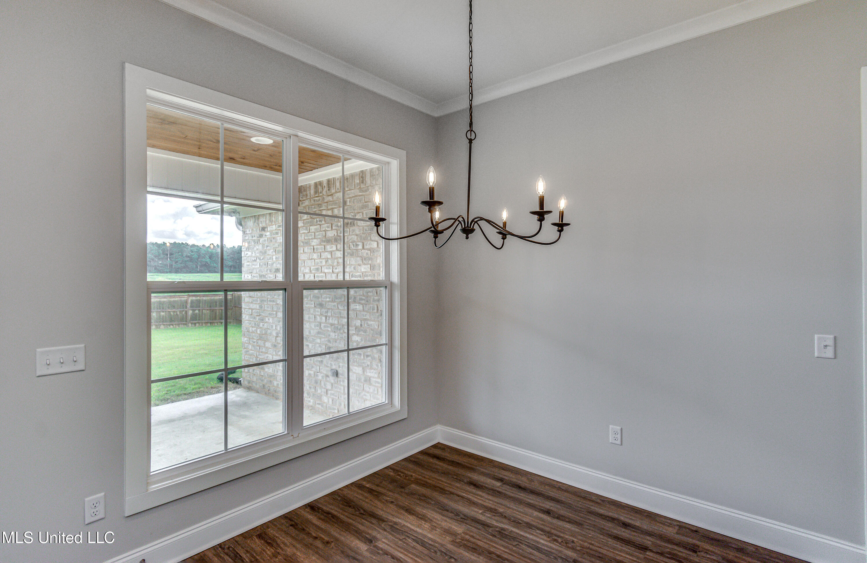 Canton, Mississippi 39046, United States, 3 Bedrooms Bedrooms, ,2 BathroomsBathrooms,Residential,Active,188610