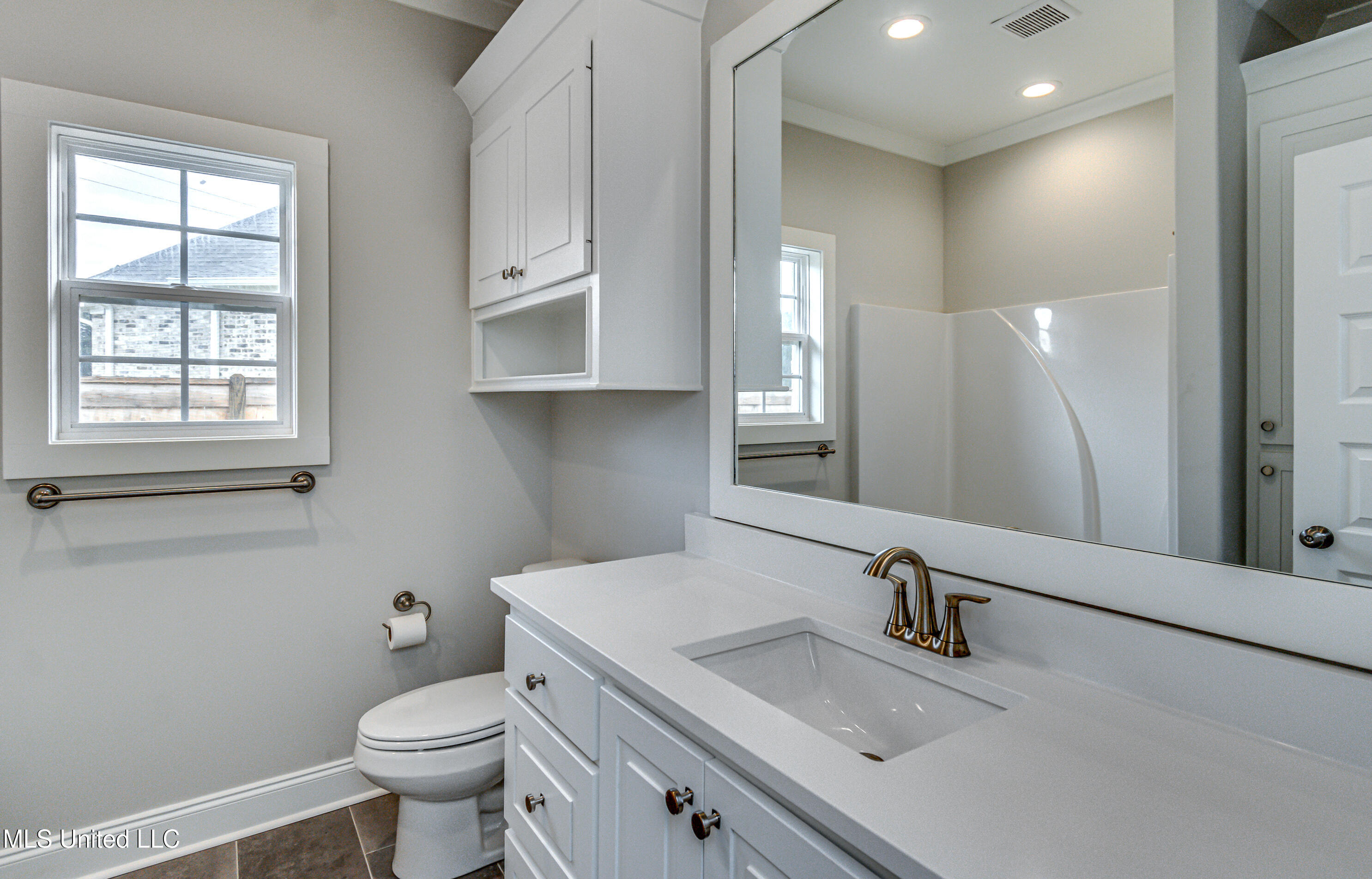 Canton, Mississippi 39046, United States, 3 Bedrooms Bedrooms, ,2 BathroomsBathrooms,Residential,Active,188610