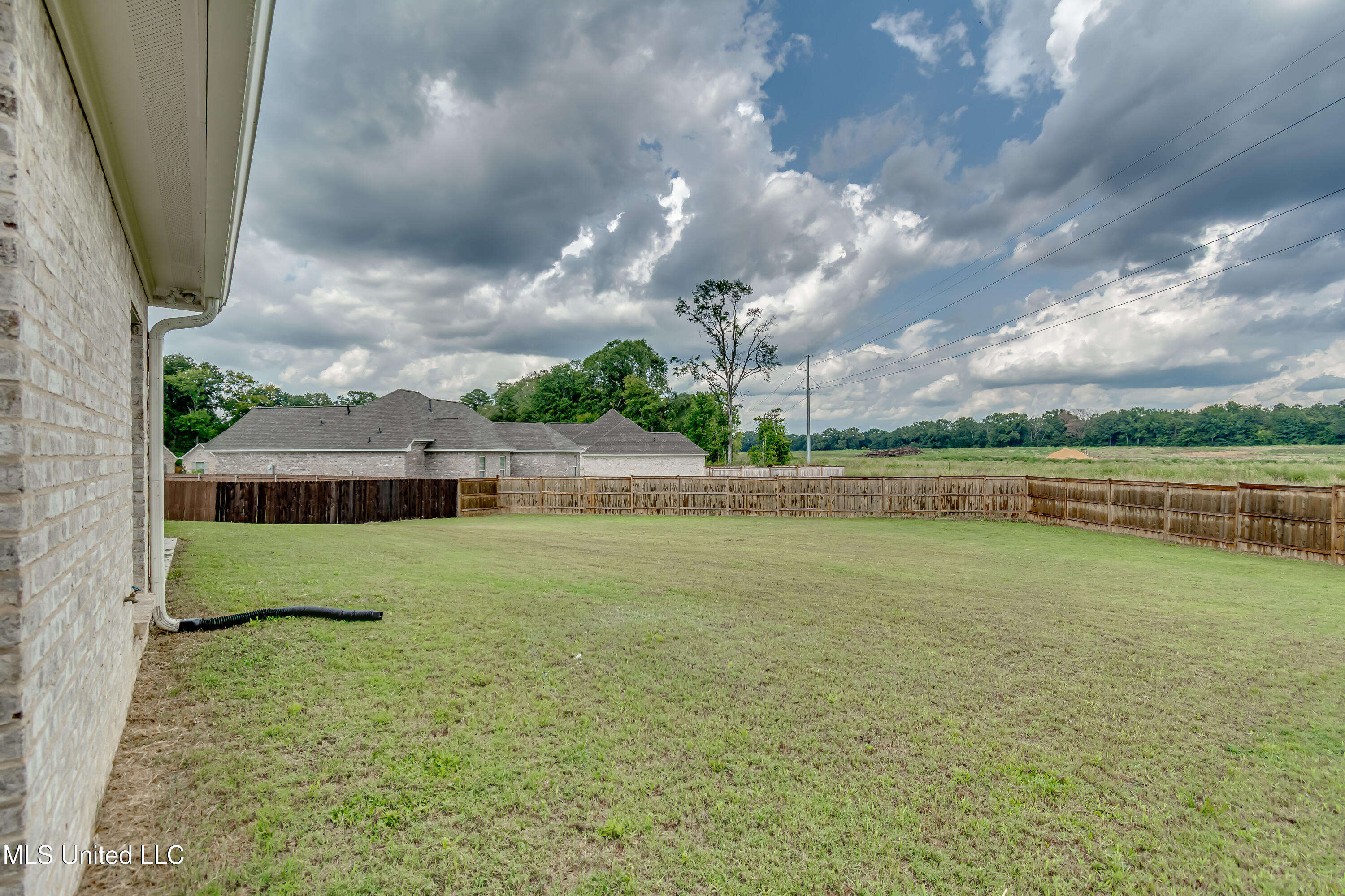 Canton, Mississippi 39046, United States, 3 Bedrooms Bedrooms, ,2 BathroomsBathrooms,Residential,Active,188610