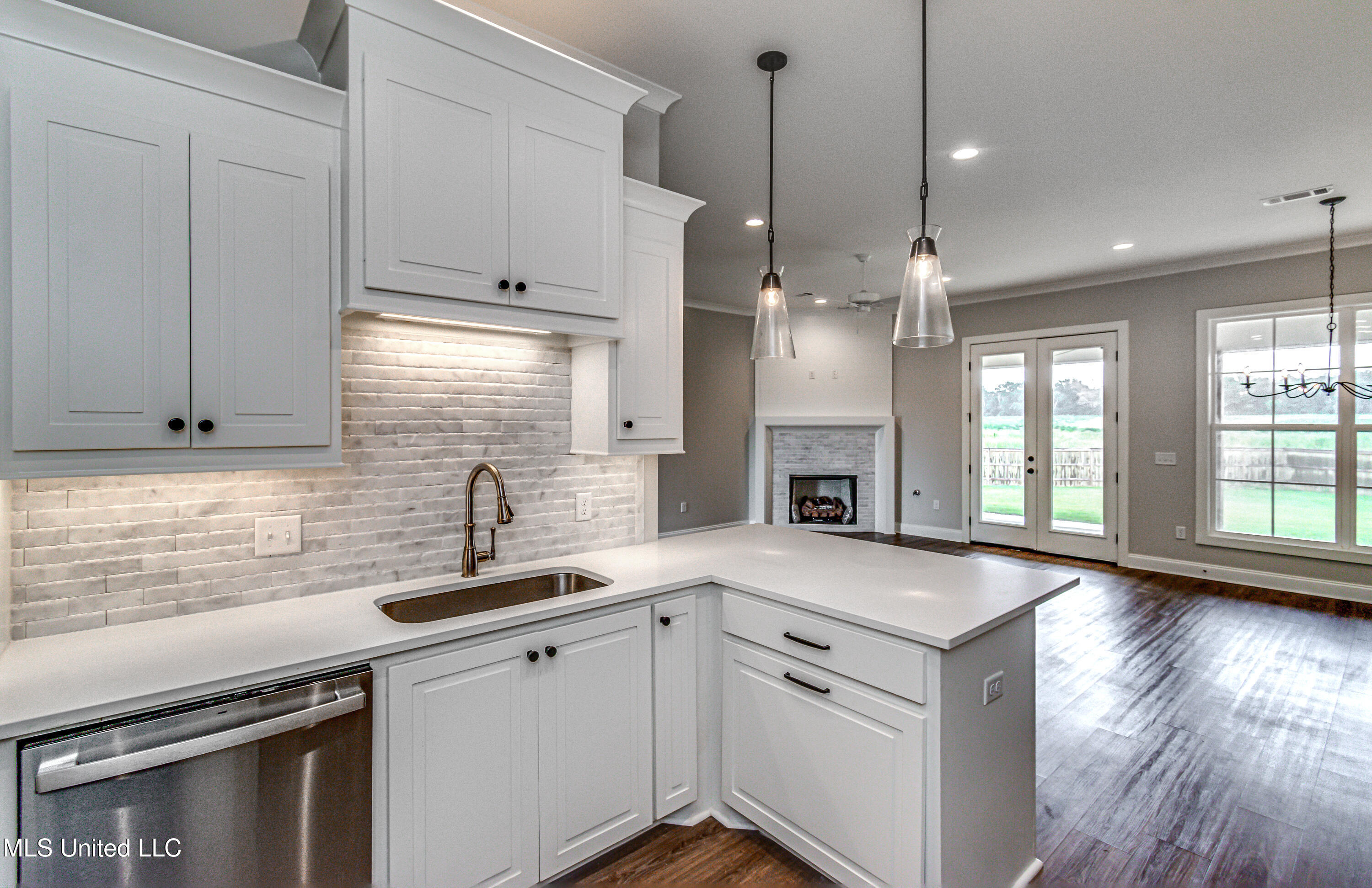 Canton, Mississippi 39046, United States, 3 Bedrooms Bedrooms, ,2 BathroomsBathrooms,Residential,Active,188610