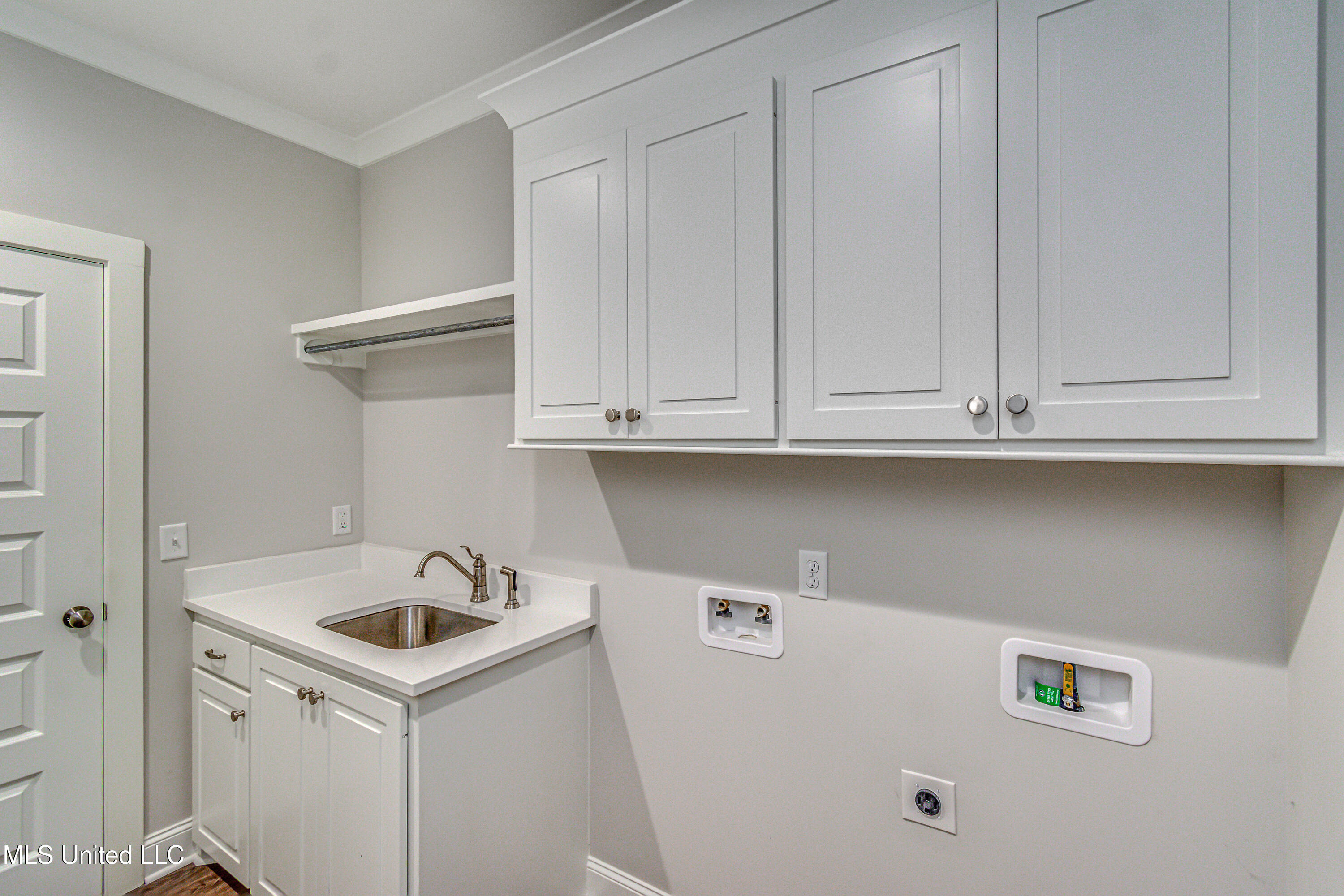 Canton, Mississippi 39046, United States, 3 Bedrooms Bedrooms, ,2 BathroomsBathrooms,Residential,Active,188610