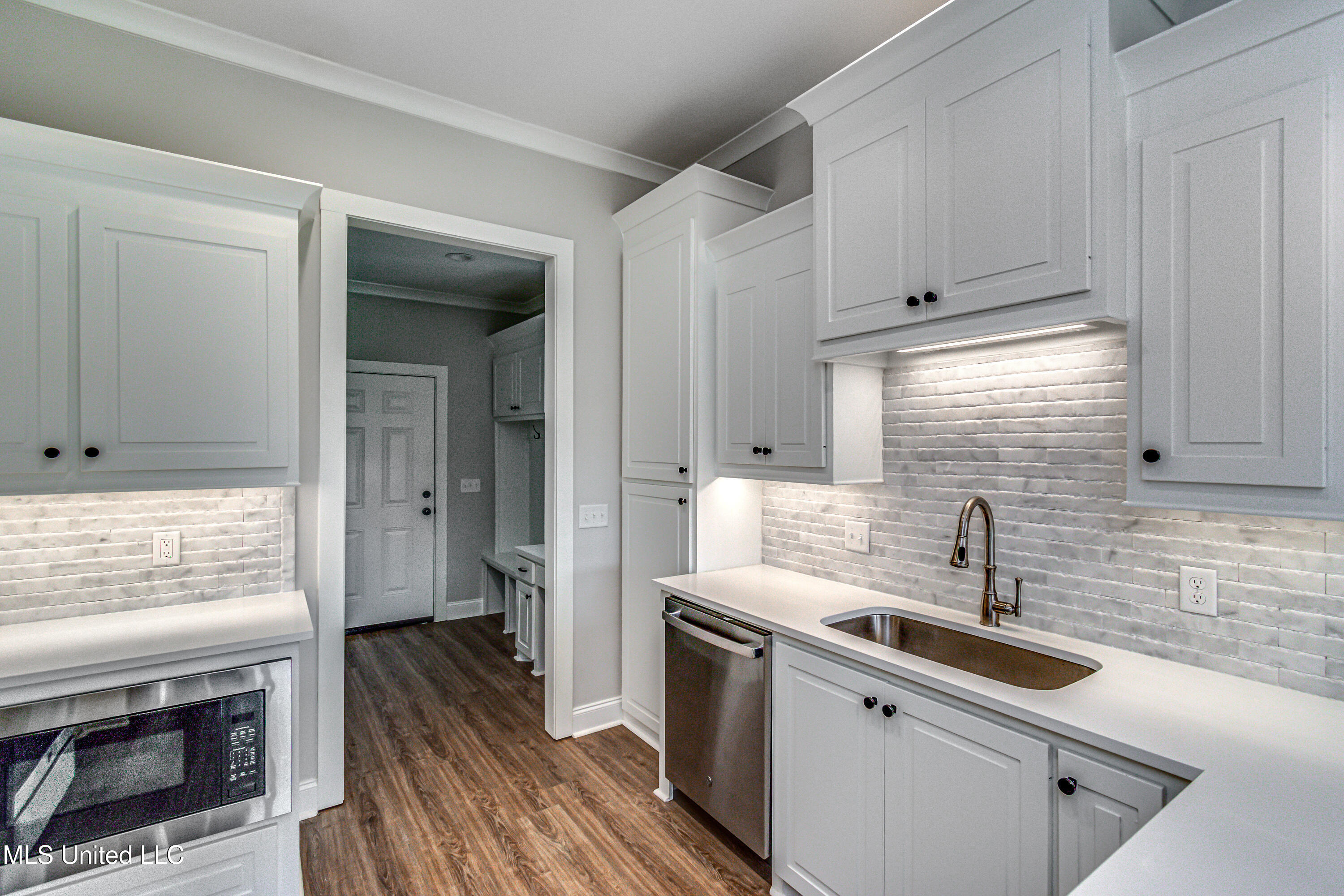 Canton, Mississippi 39046, United States, 3 Bedrooms Bedrooms, ,2 BathroomsBathrooms,Residential,Active,188610