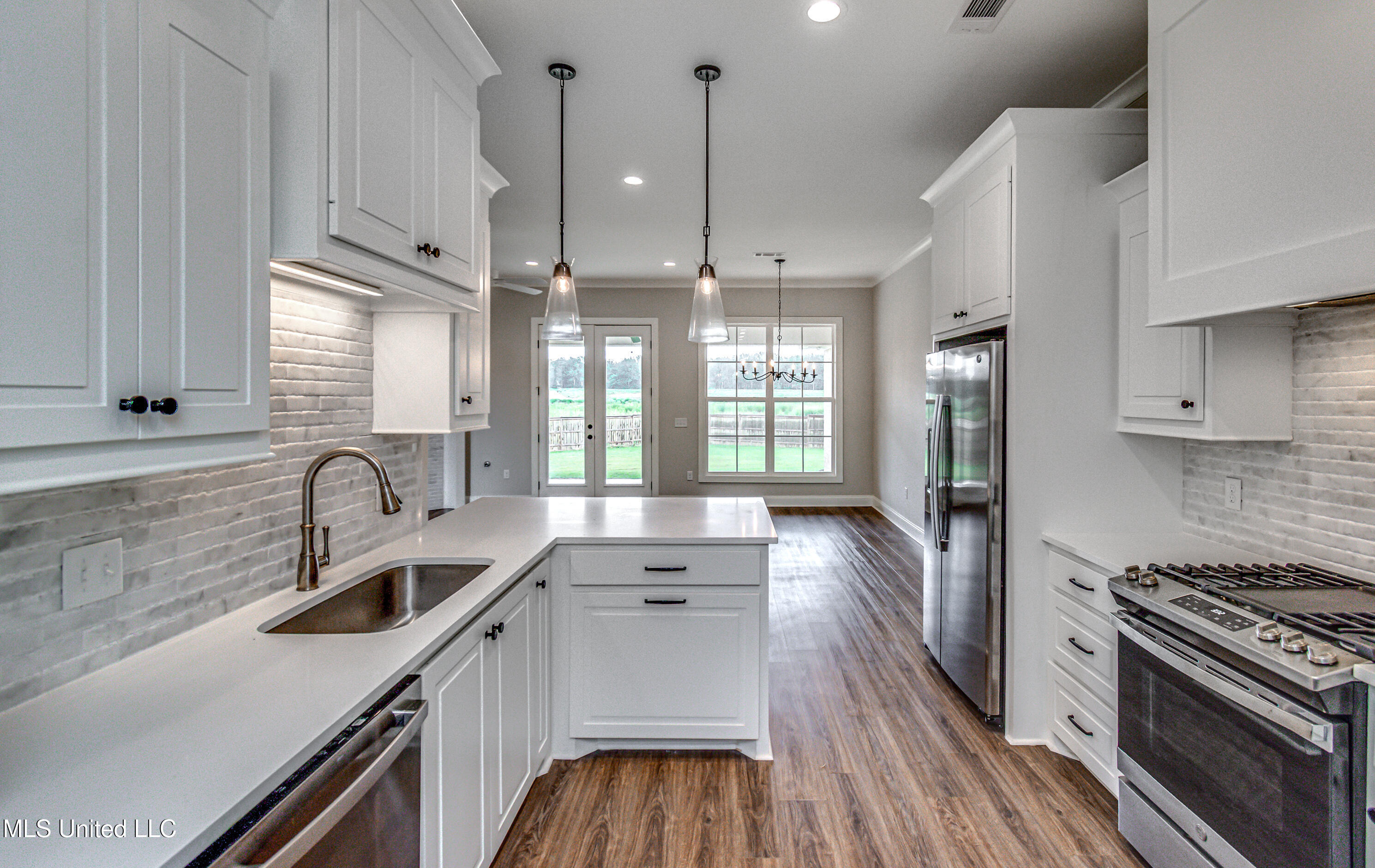 Canton, Mississippi 39046, United States, 3 Bedrooms Bedrooms, ,2 BathroomsBathrooms,Residential,Active,188610