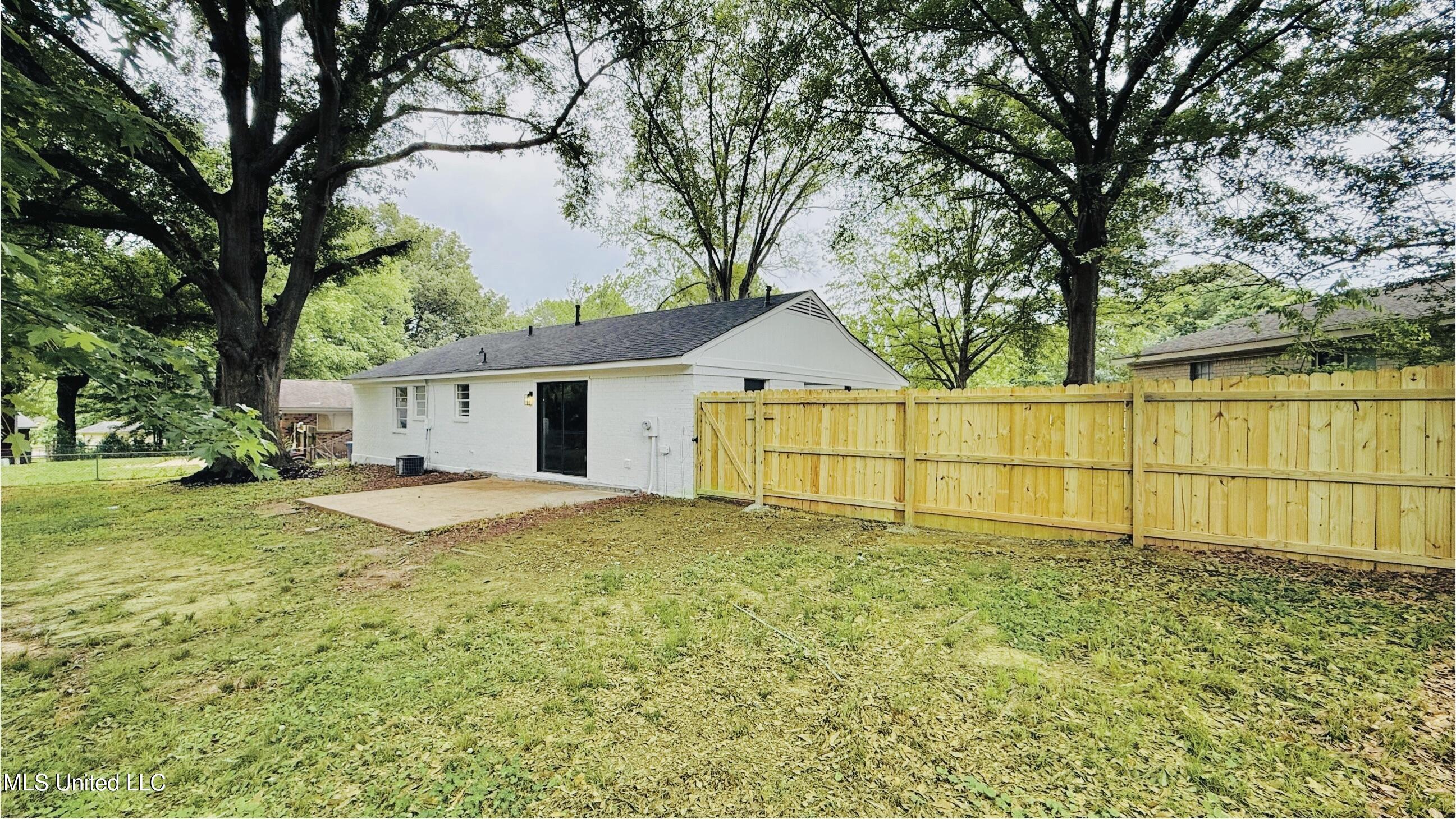 6630 Mayfair Cove, Horn Lake, Mississippi image 26