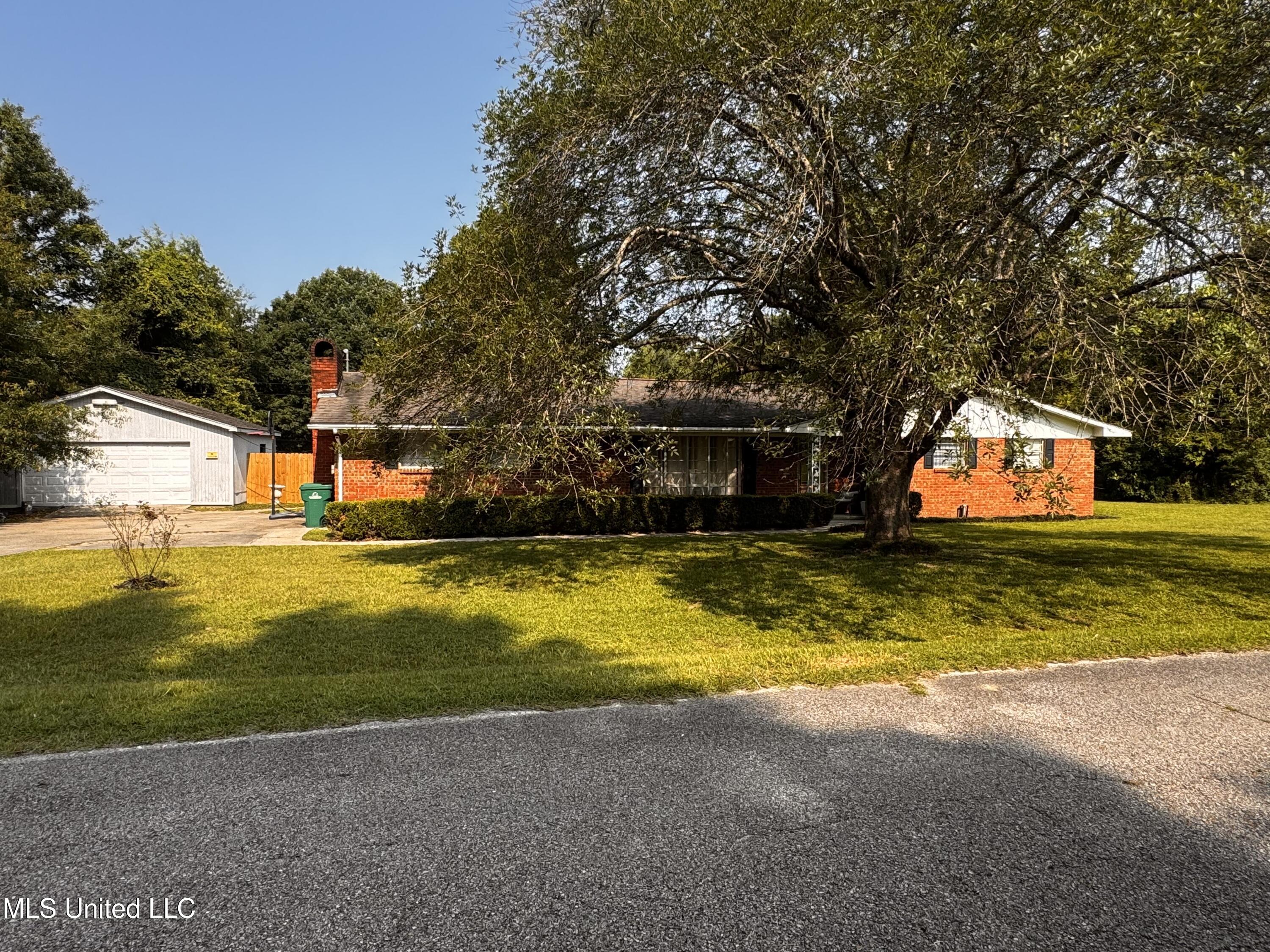 138 Essex Court, Picayune, Mississippi image 7