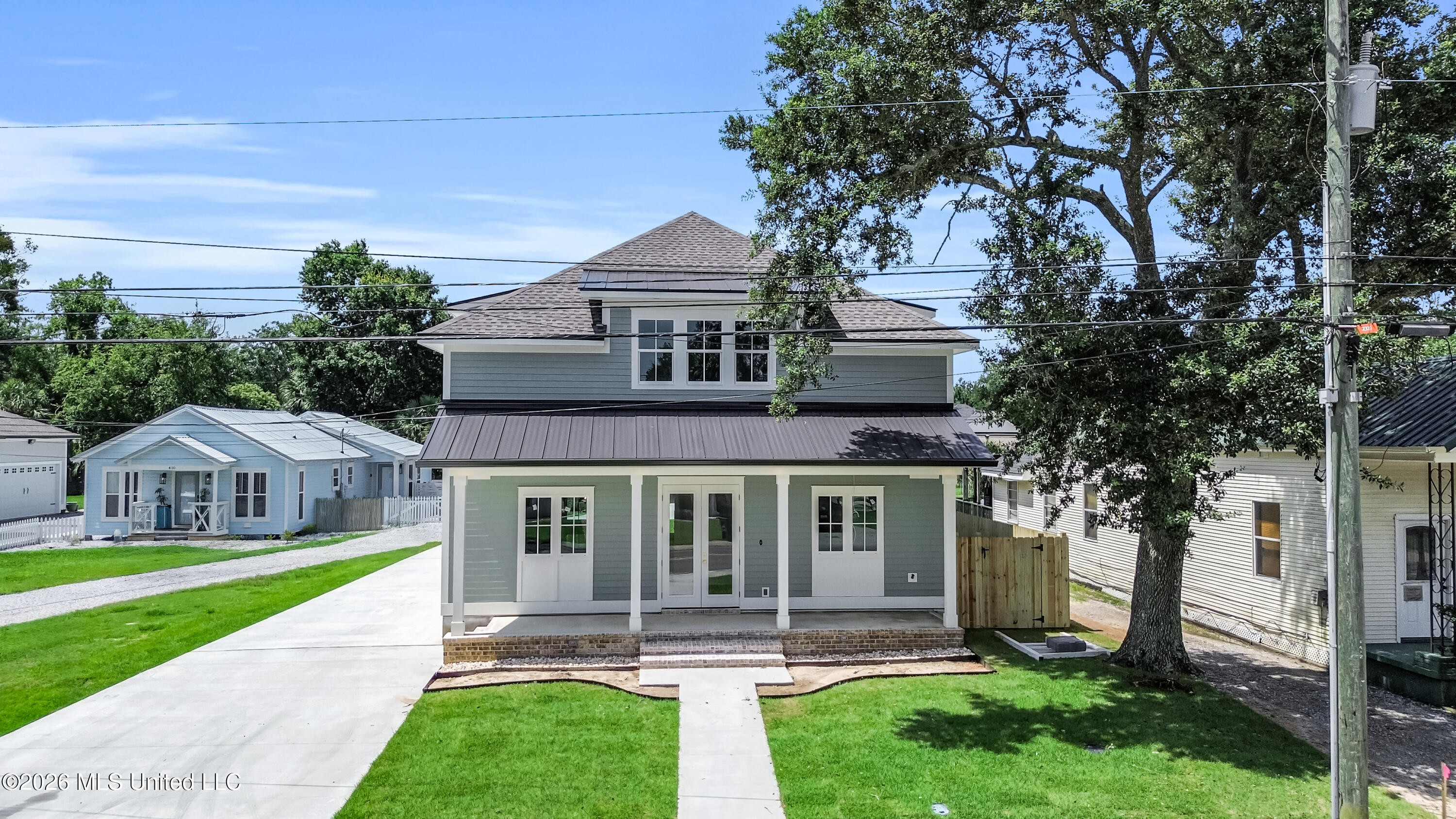 Photo 1 of 42 — 412 Main Street, Bay Saint Louis, MS 39520