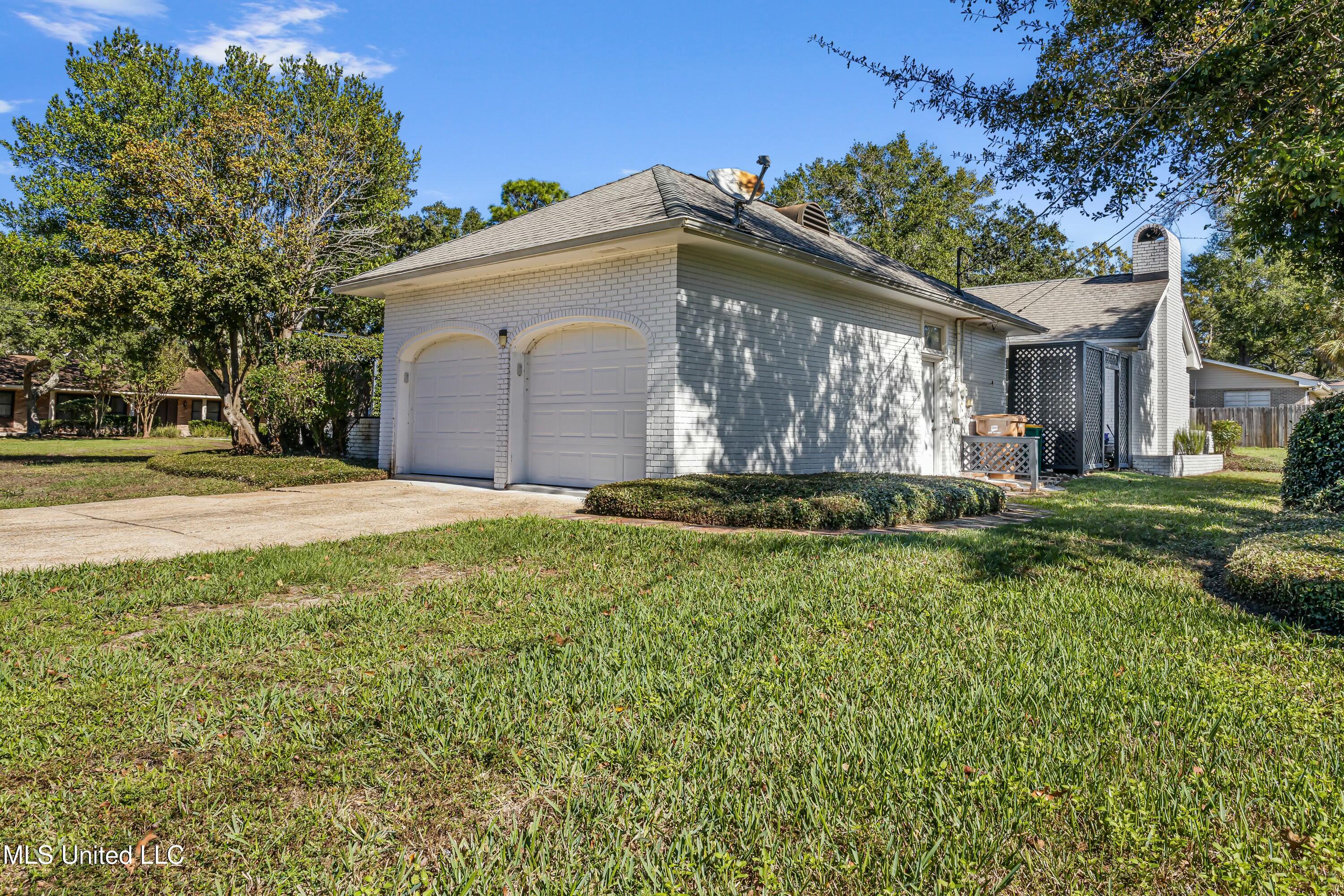 2613 Evergreen Lane, Biloxi, Mississippi image 34