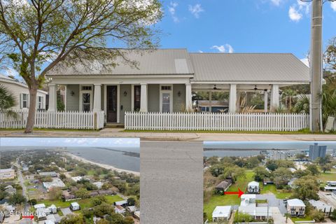 Homes For Sale - 647 Howard Avenue<br/> Harrison County, Biloxi, MS 39530