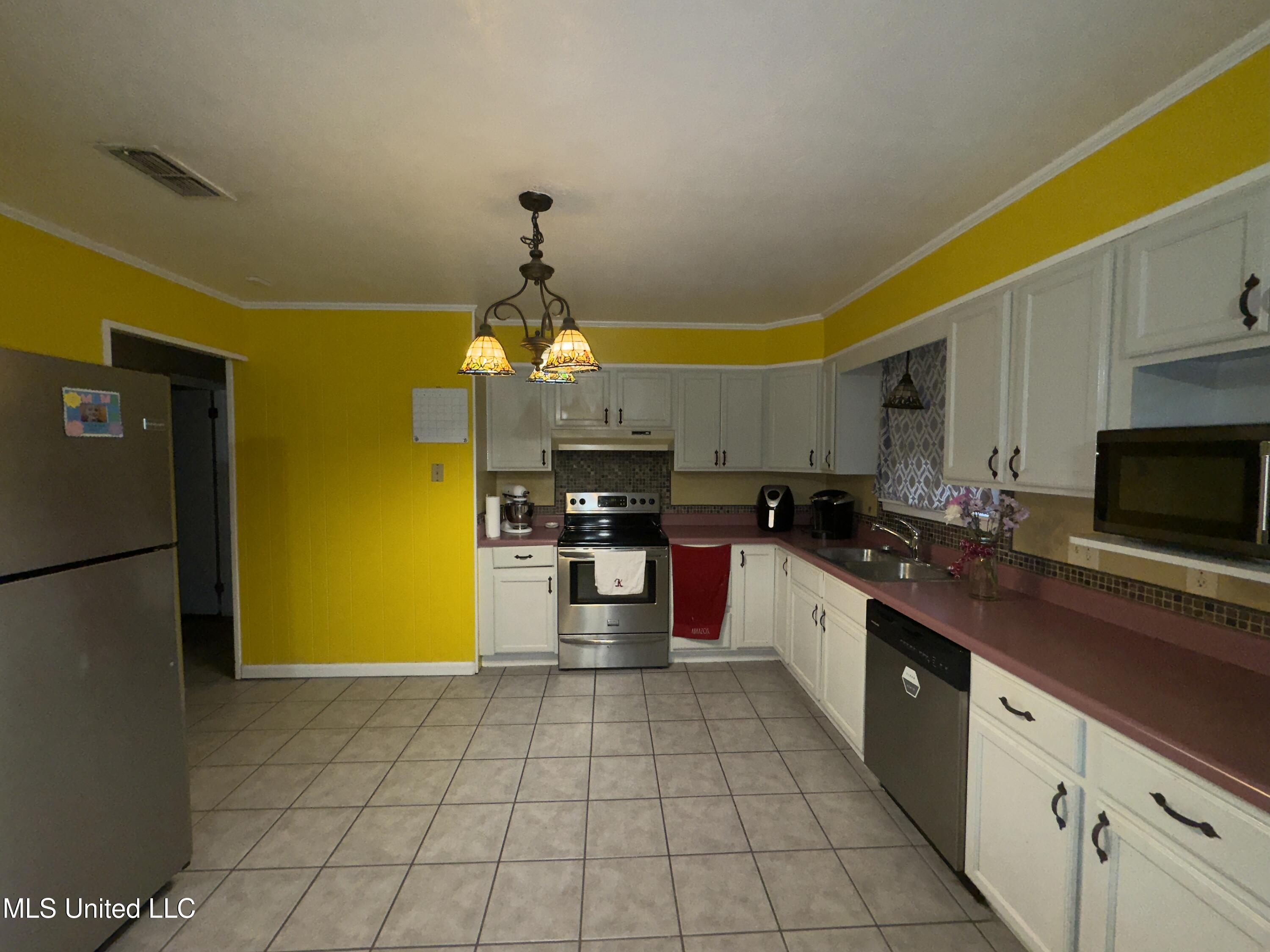 816 Hart Road, McComb, Mississippi image 3