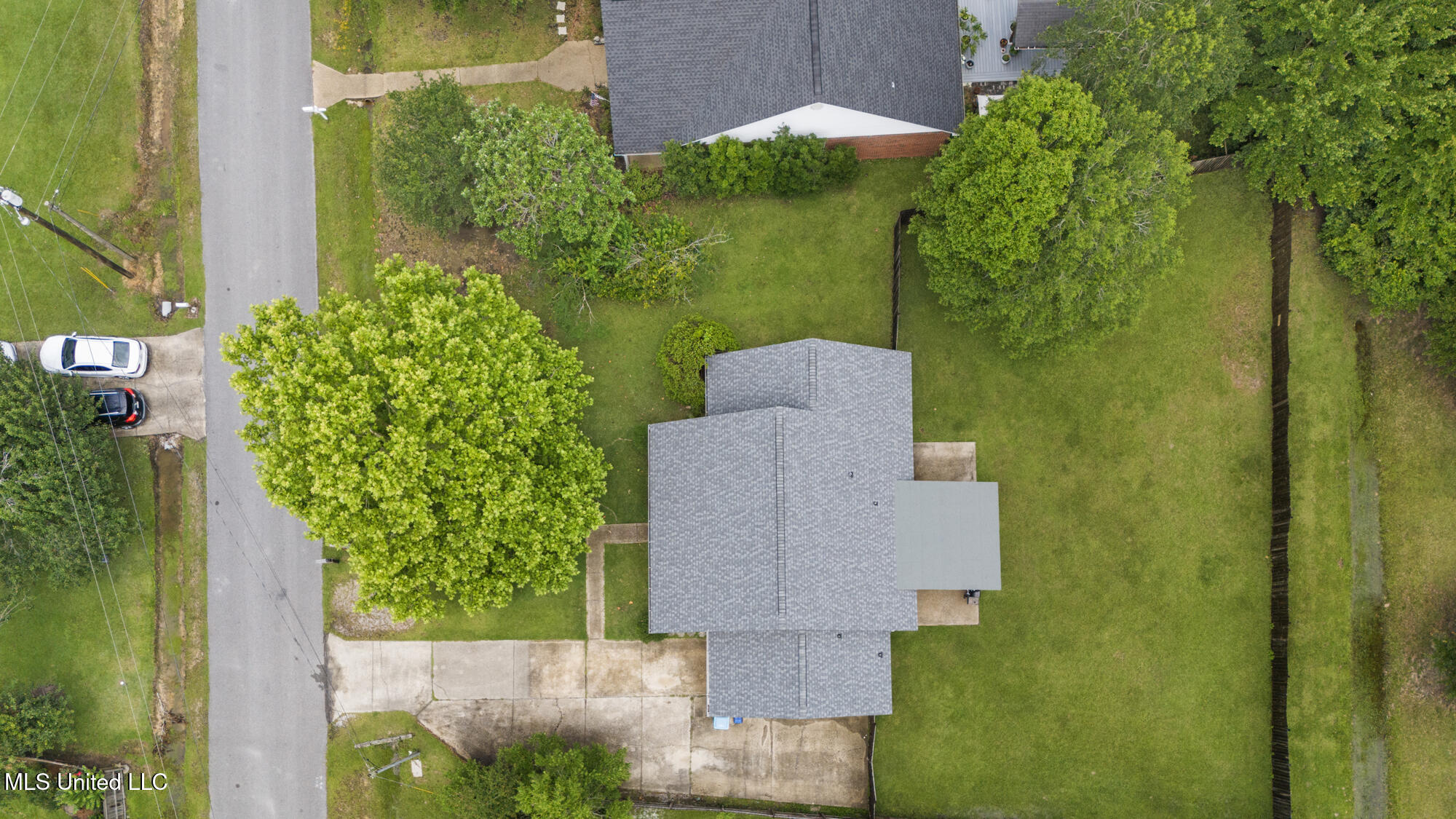 8730 Boxwood Lane, Gautier, Mississippi image 32
