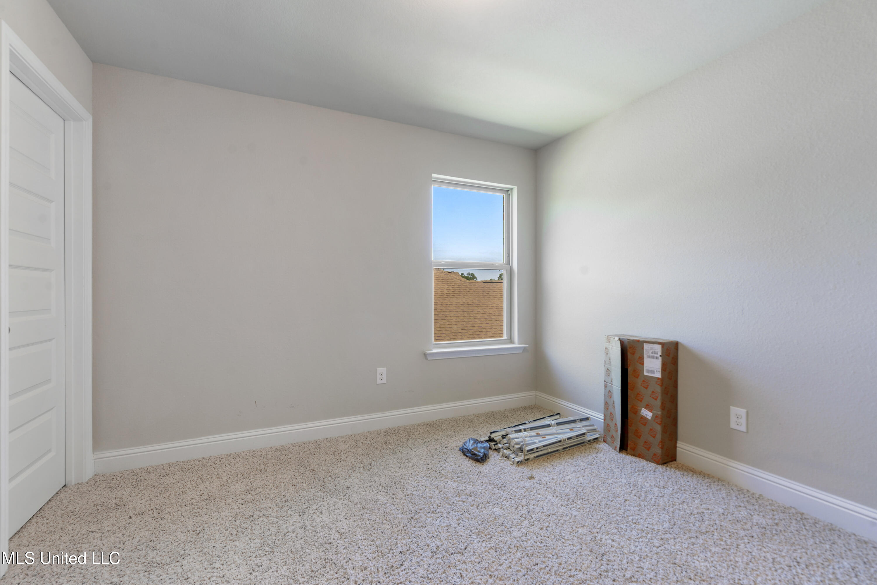 8448 Rock Glen Road, Biloxi, Mississippi image 32