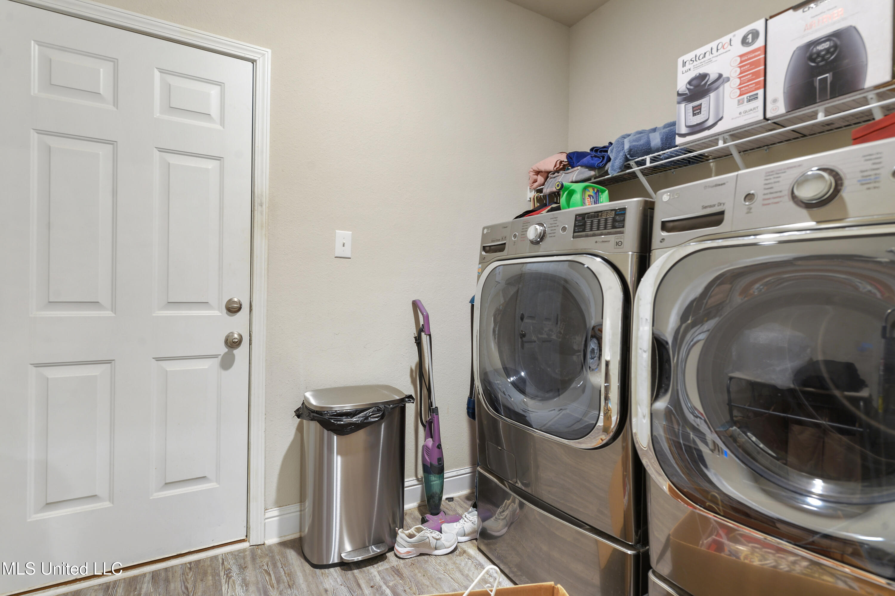 8448 Rock Glen Road, Biloxi, Mississippi image 37
