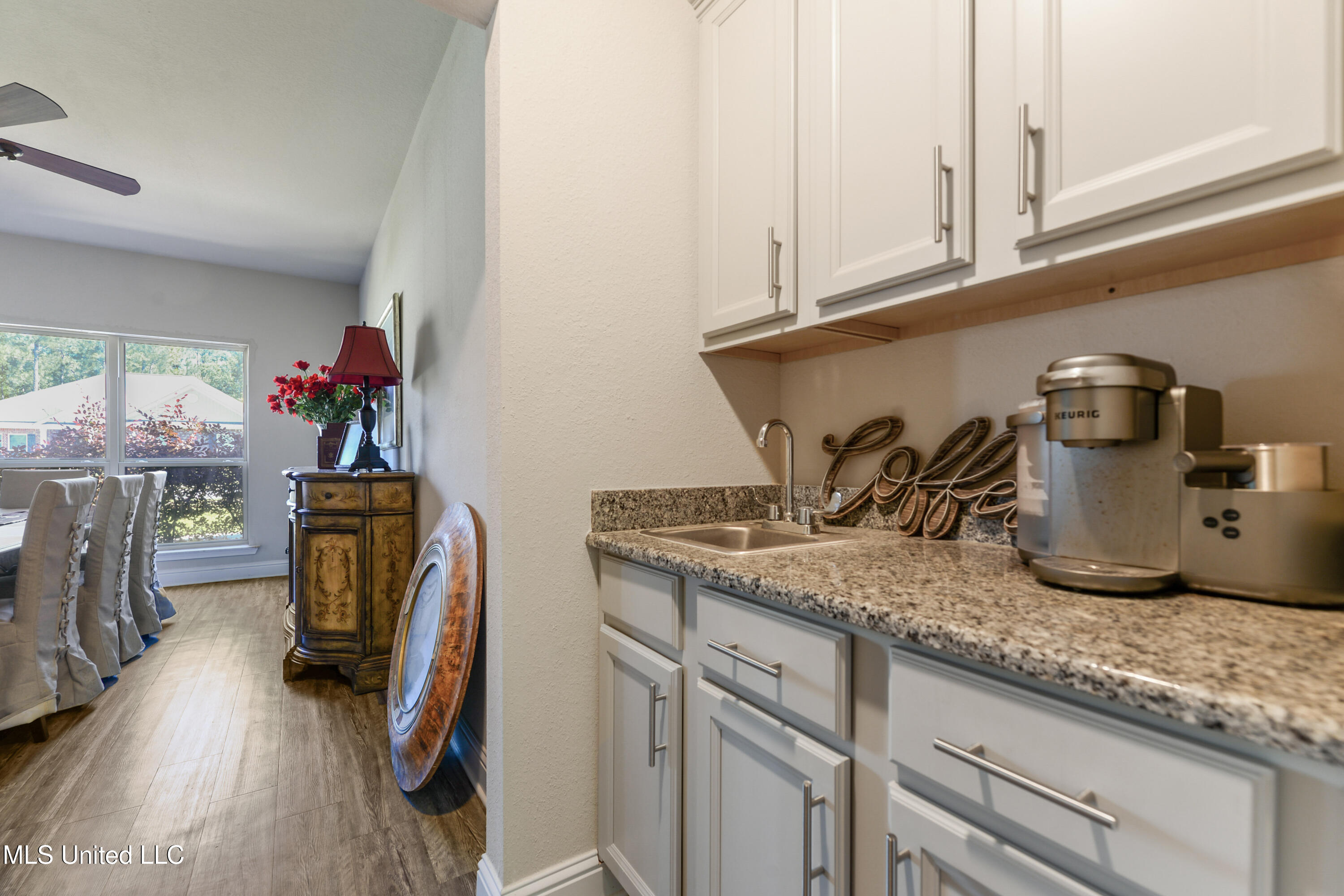 8448 Rock Glen Road, Biloxi, Mississippi image 15