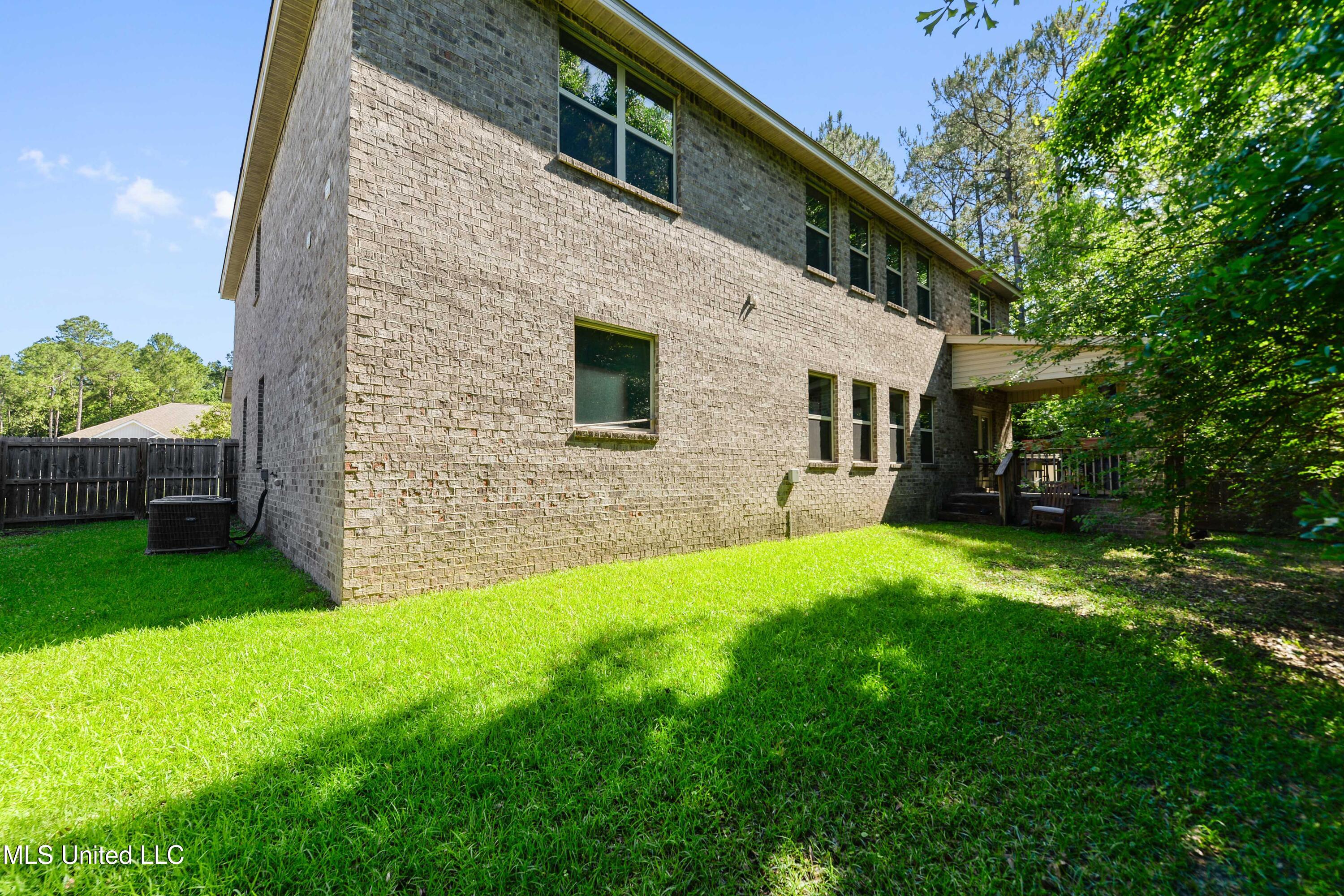 8448 Rock Glen Road, Biloxi, Mississippi image 39