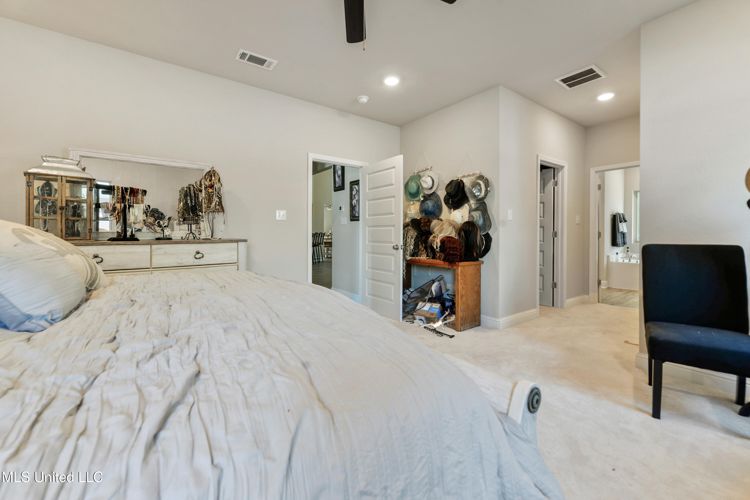 8448 Rock Glen Road, Biloxi, Mississippi image 19