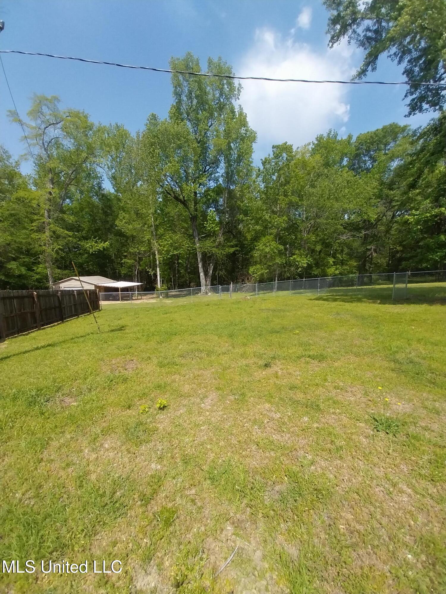 1524 Beersheba Road, Columbus, Mississippi image 5