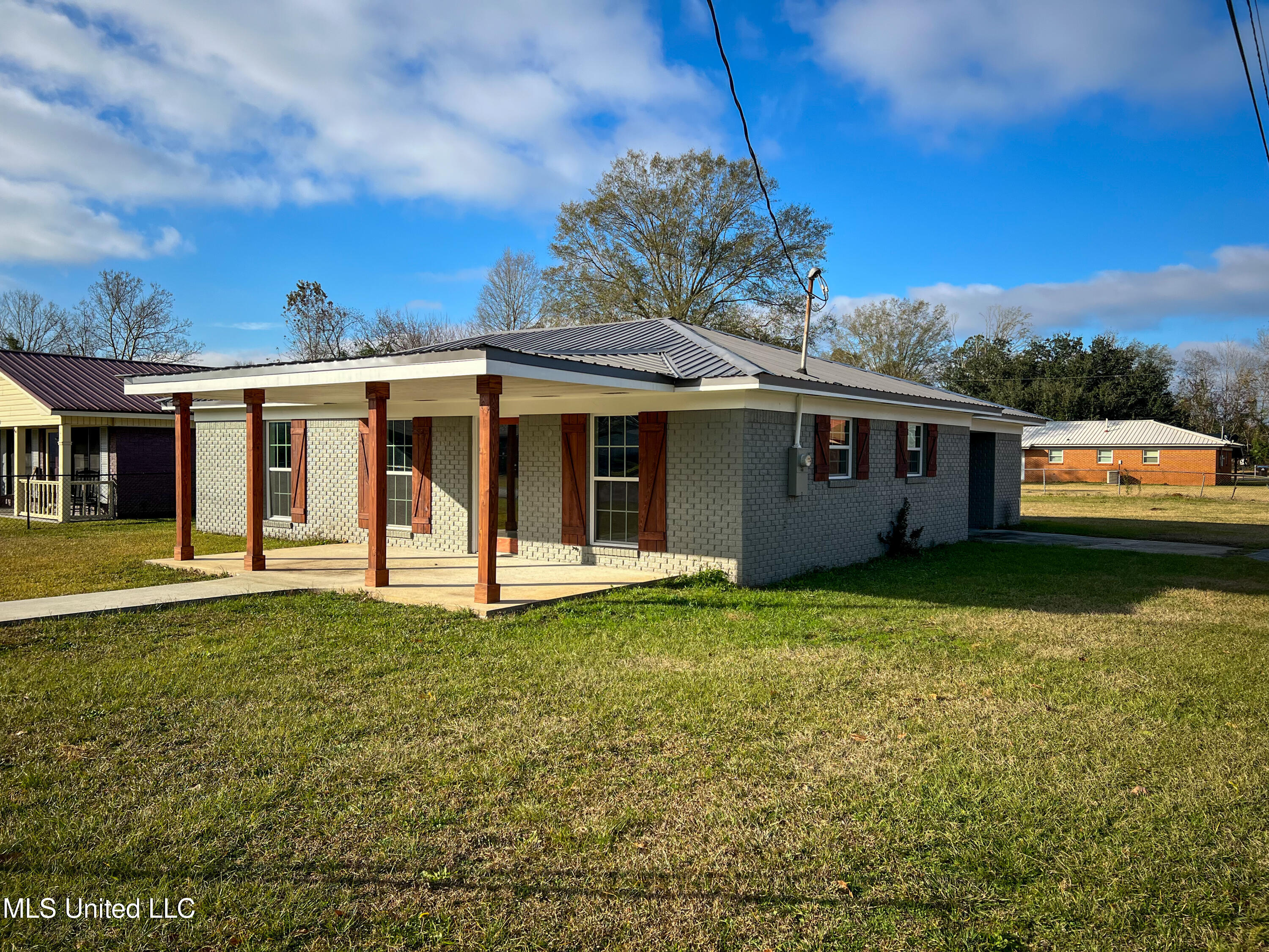 45 Sinclair Street, Lucedale, Mississippi image 1